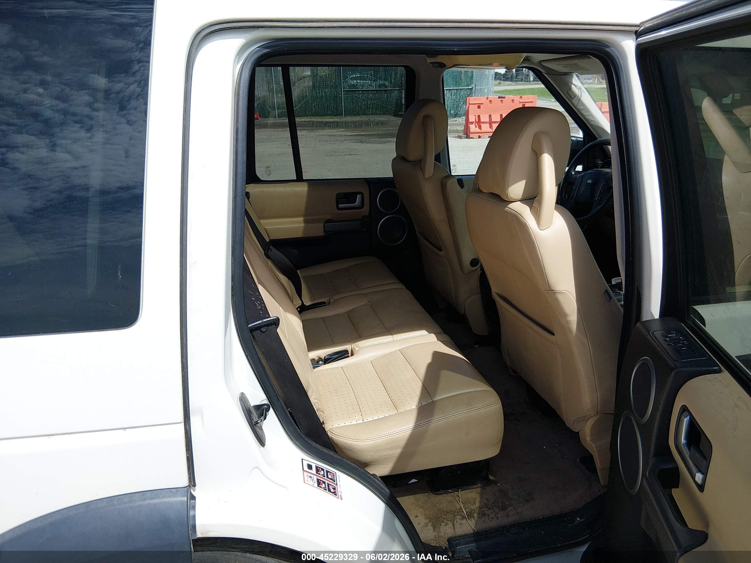 2006 Land Rover Lr3 V8 Hse White vin: SALAG25466A392937