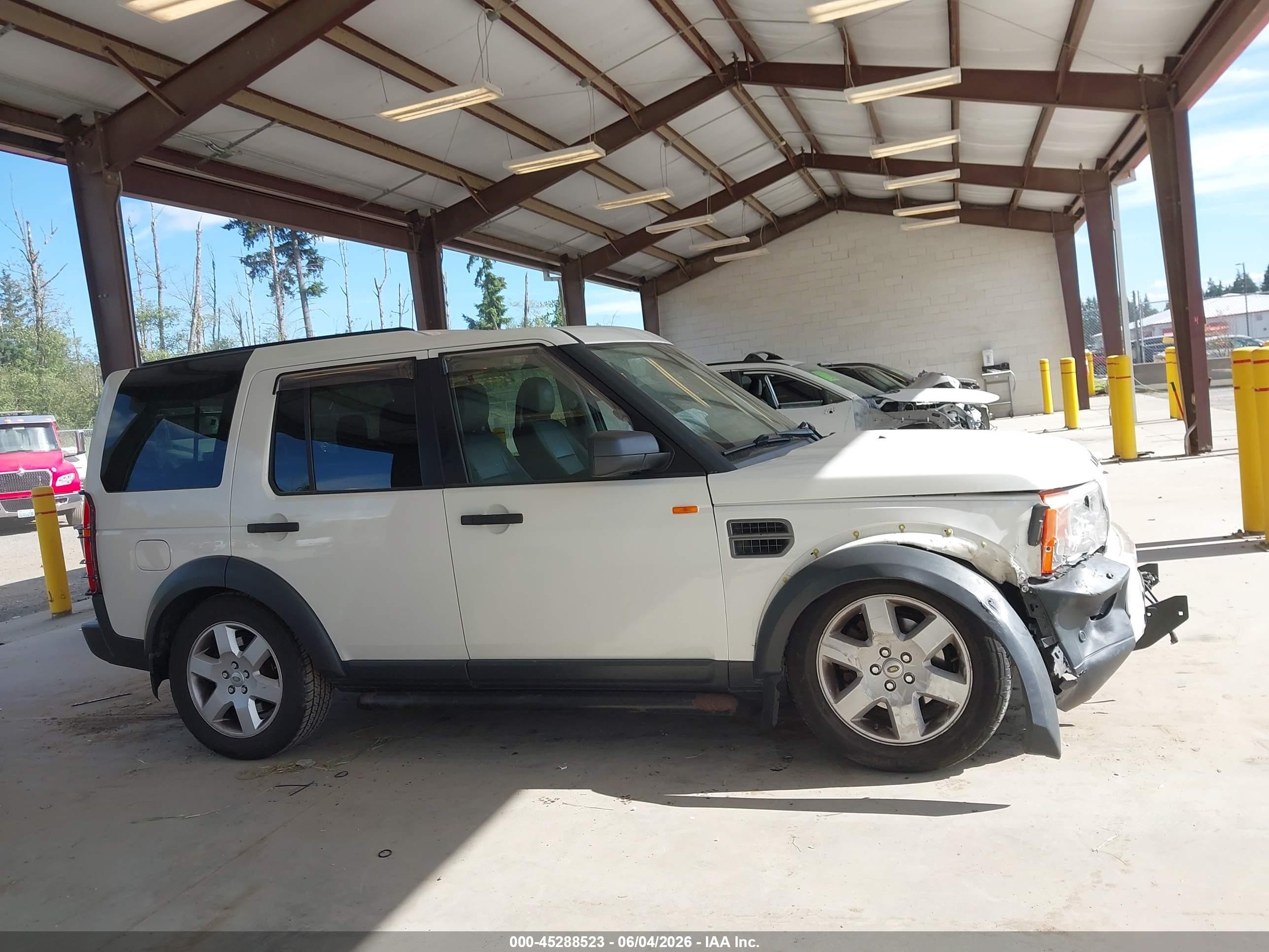 2006 Land Rover Lr3 V8 Hse White vin: SALAG25486A382474