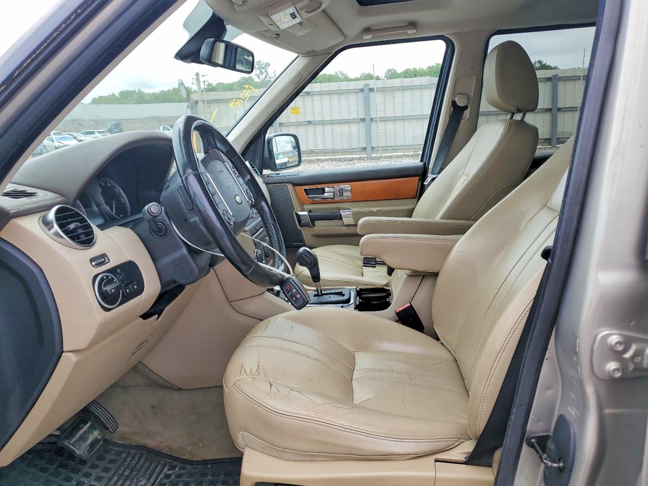 2010 Land Rover Lr4 Hse Tan vin: SALAG2D40AA526903