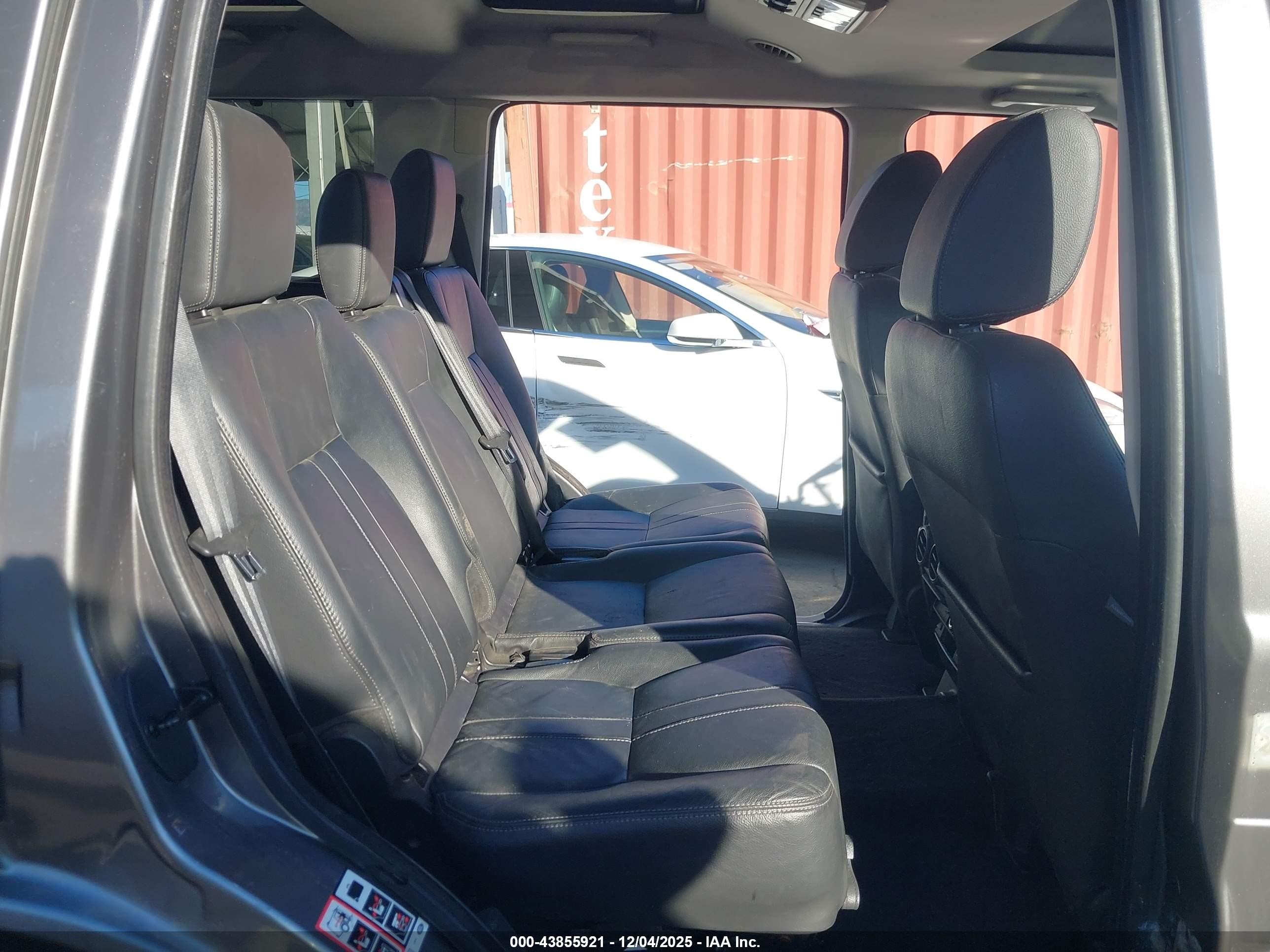 2011 Land Rover Lr4   Gray vin: SALAG2D40BA559336
