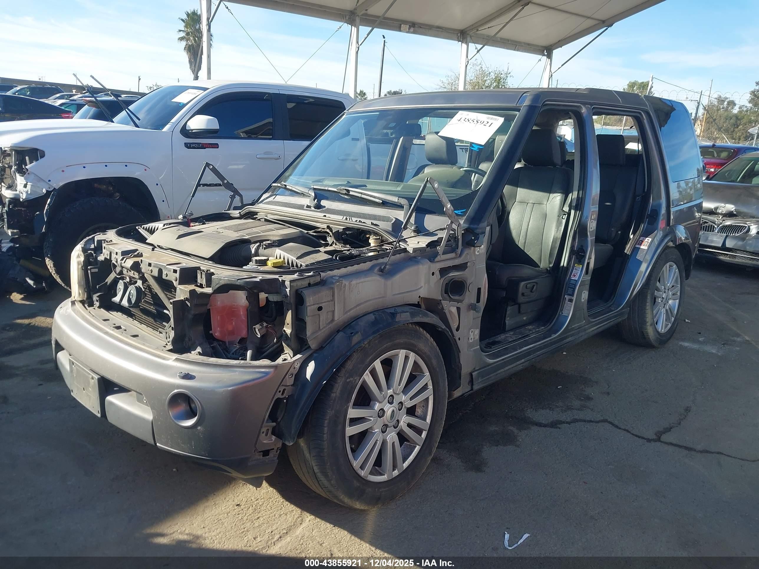 2011 Land Rover Lr4   Gray vin: SALAG2D40BA559336
