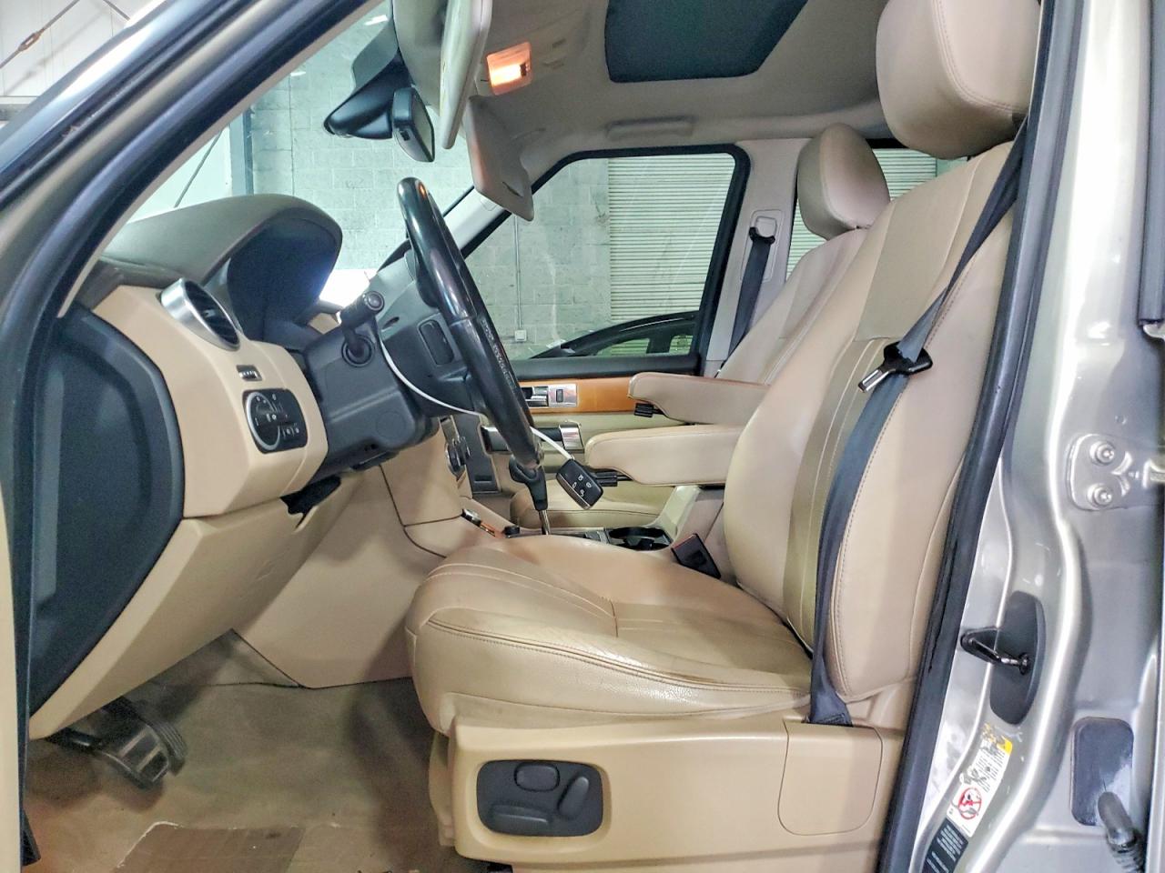 2010 Land Rover Lr4 Hse Tan vin: SALAG2D42AA529088