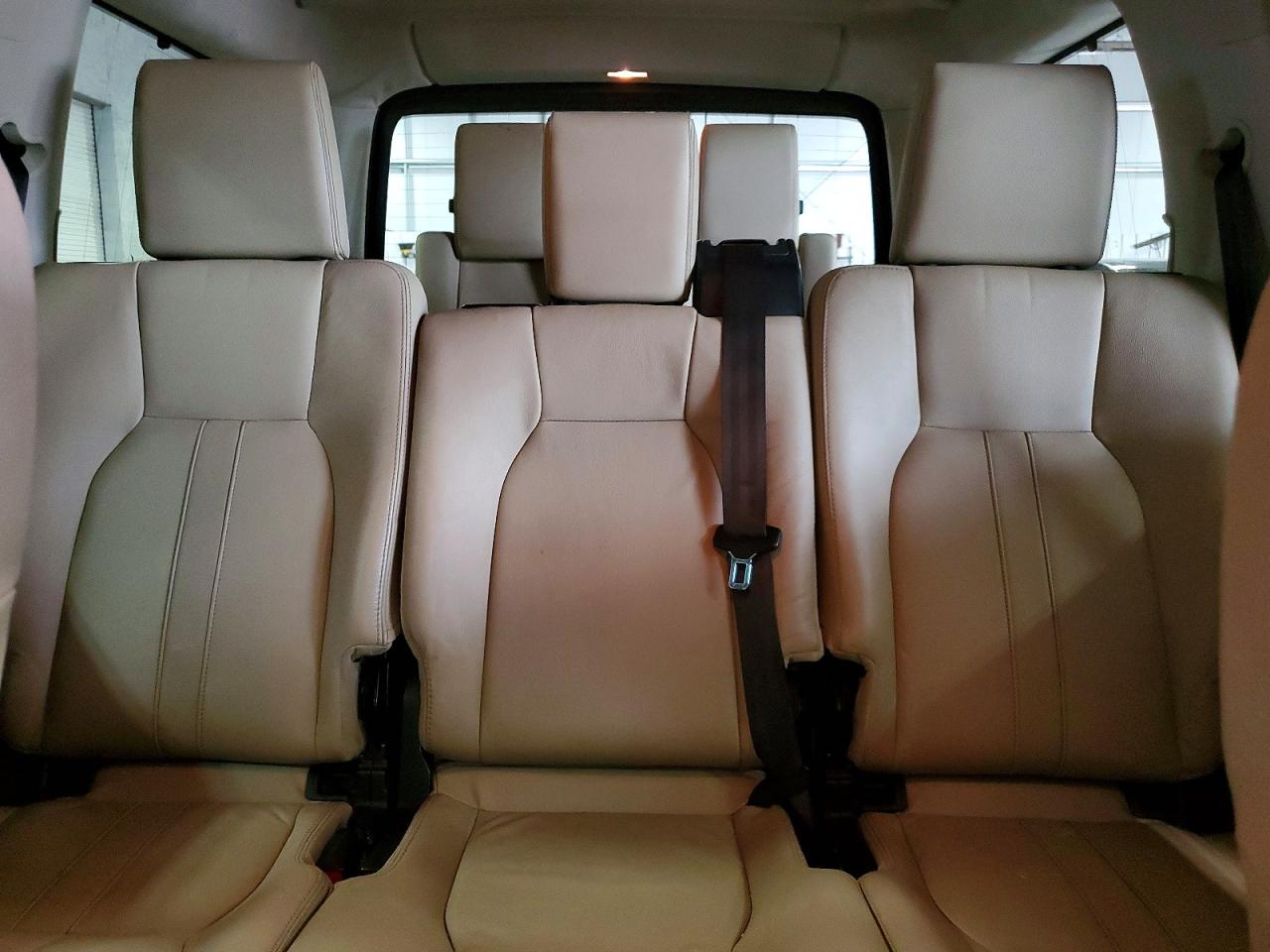 2010 Land Rover Lr4 Hse Tan vin: SALAG2D42AA529088