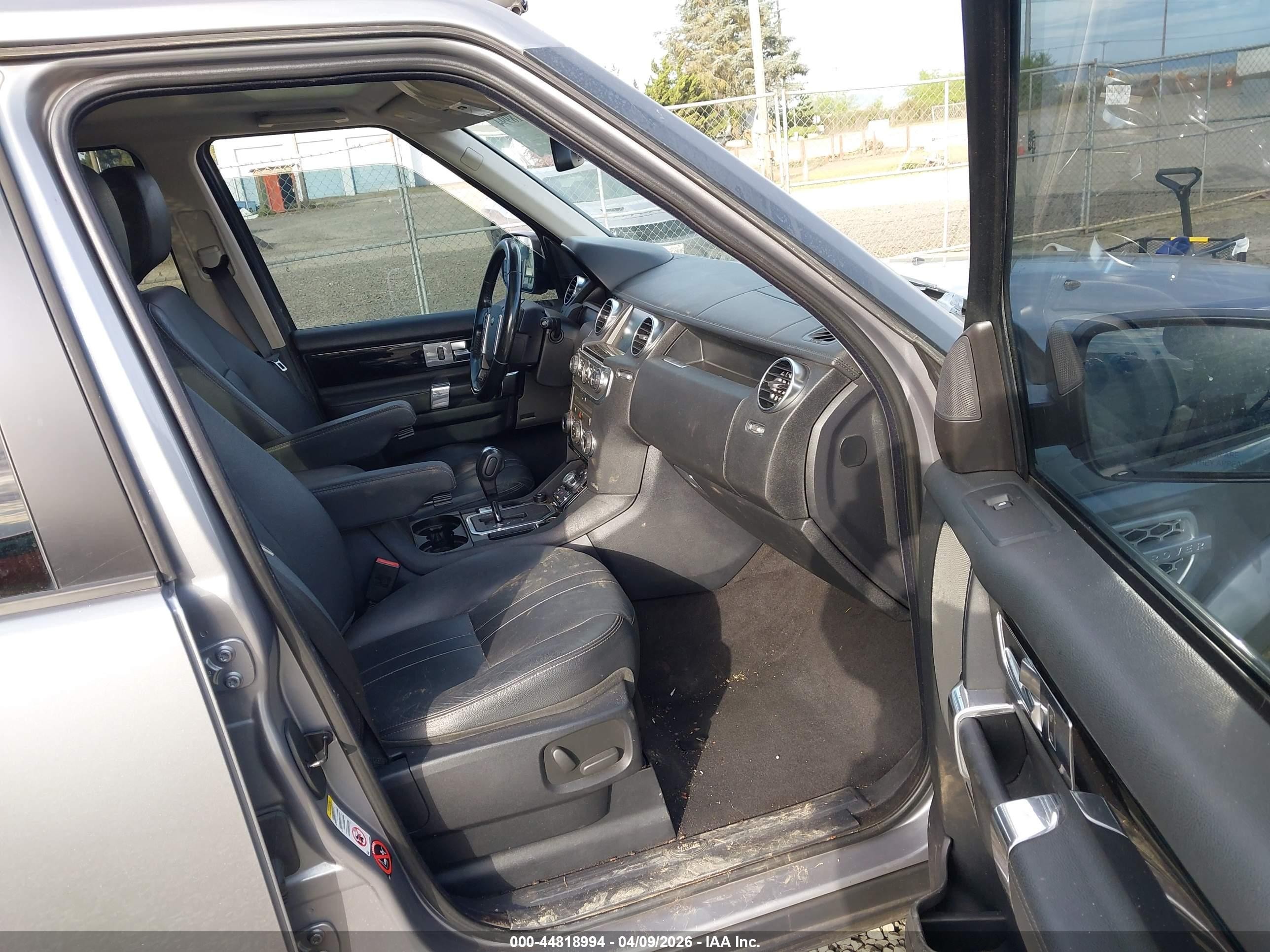 2011 Land Rover Lr4 Silver vin: SALAG2D42BA593262