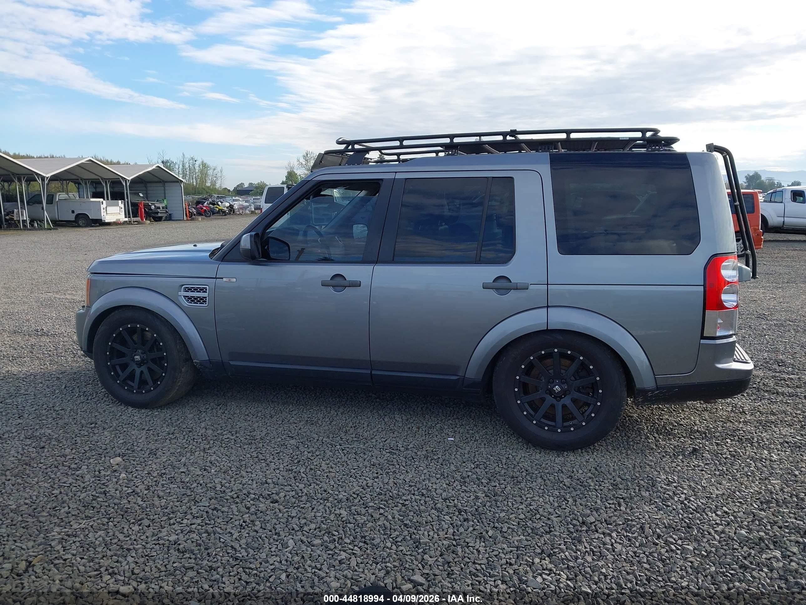 2011 Land Rover Lr4 Silver vin: SALAG2D42BA593262