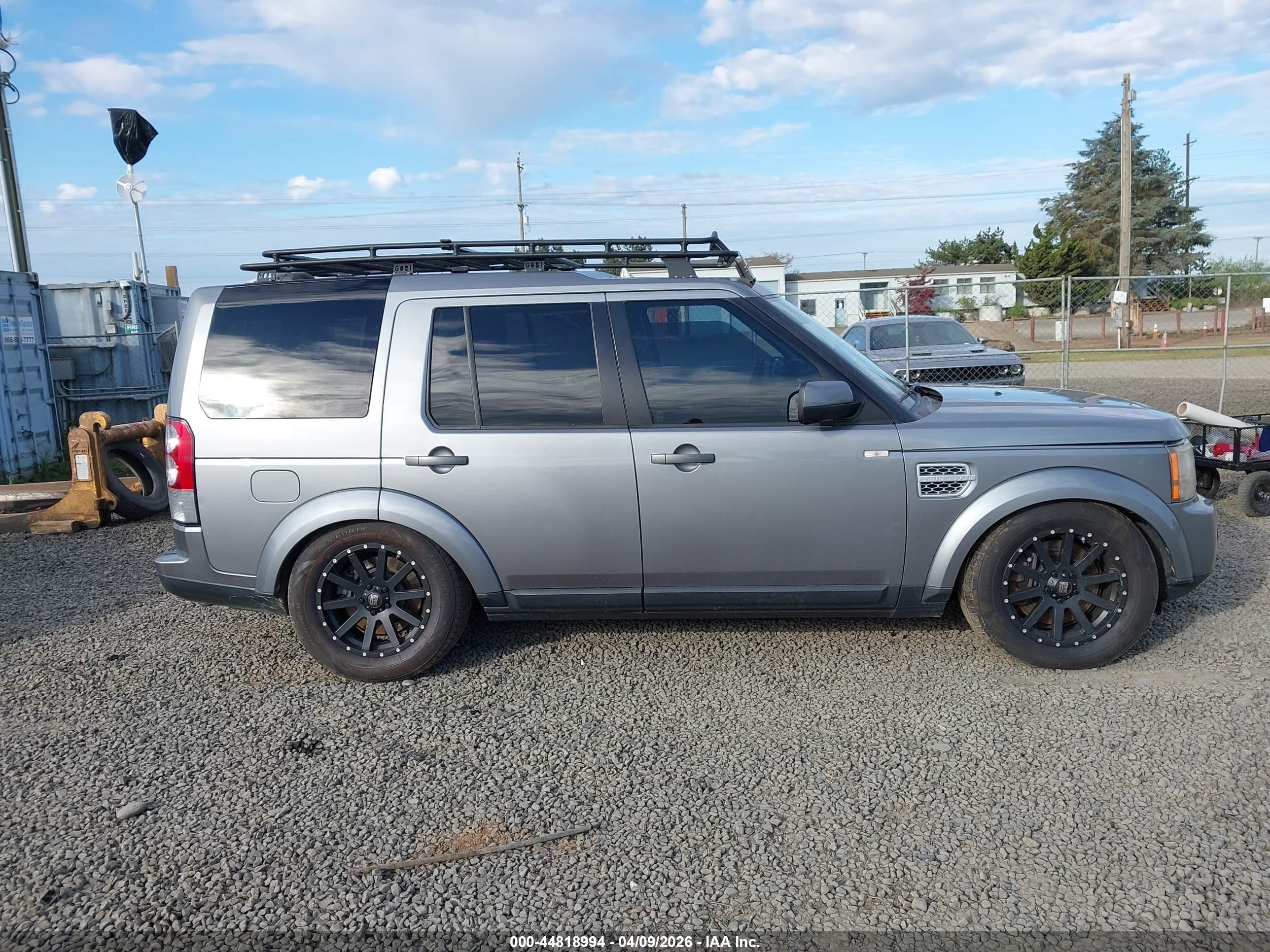 2011 Land Rover Lr4 Silver vin: SALAG2D42BA593262