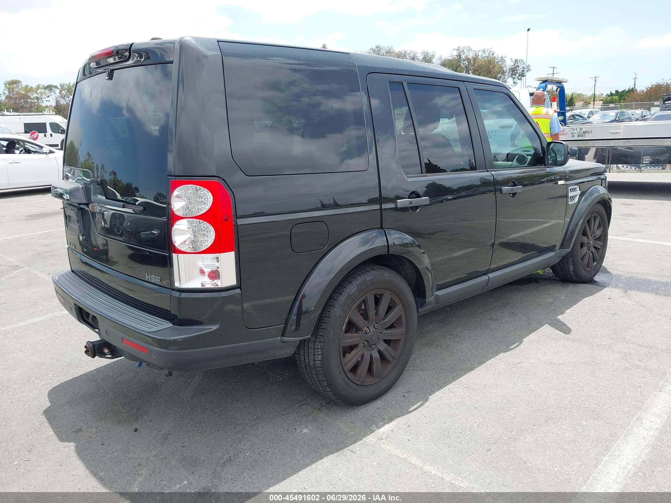 2013 Land Rover Lr4   Черный vin: SALAG2D43DA662625
