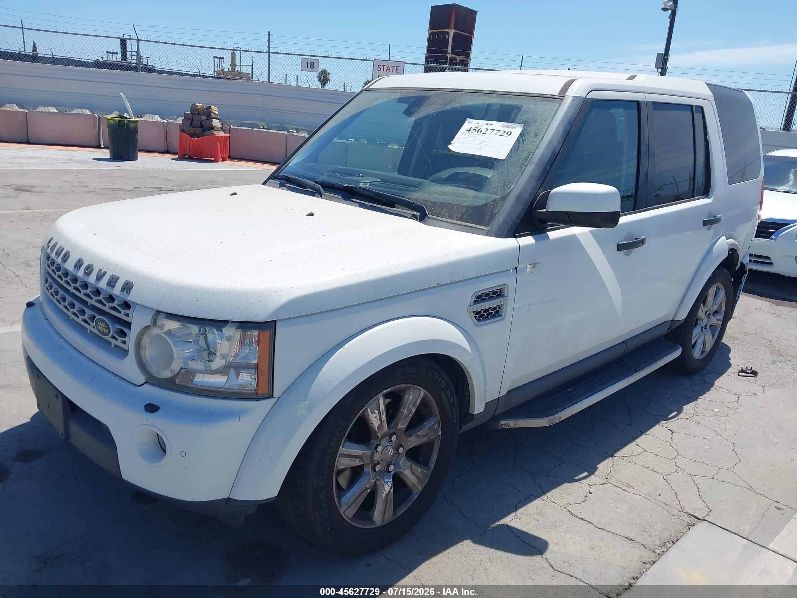 2013 Land Rover Lr4   White vin: SALAG2D43DA695284