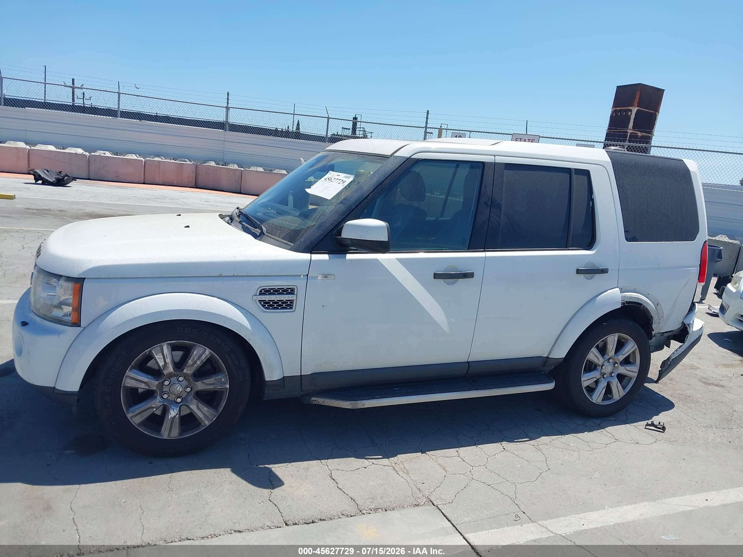 2013 Land Rover Lr4   White vin: SALAG2D43DA695284