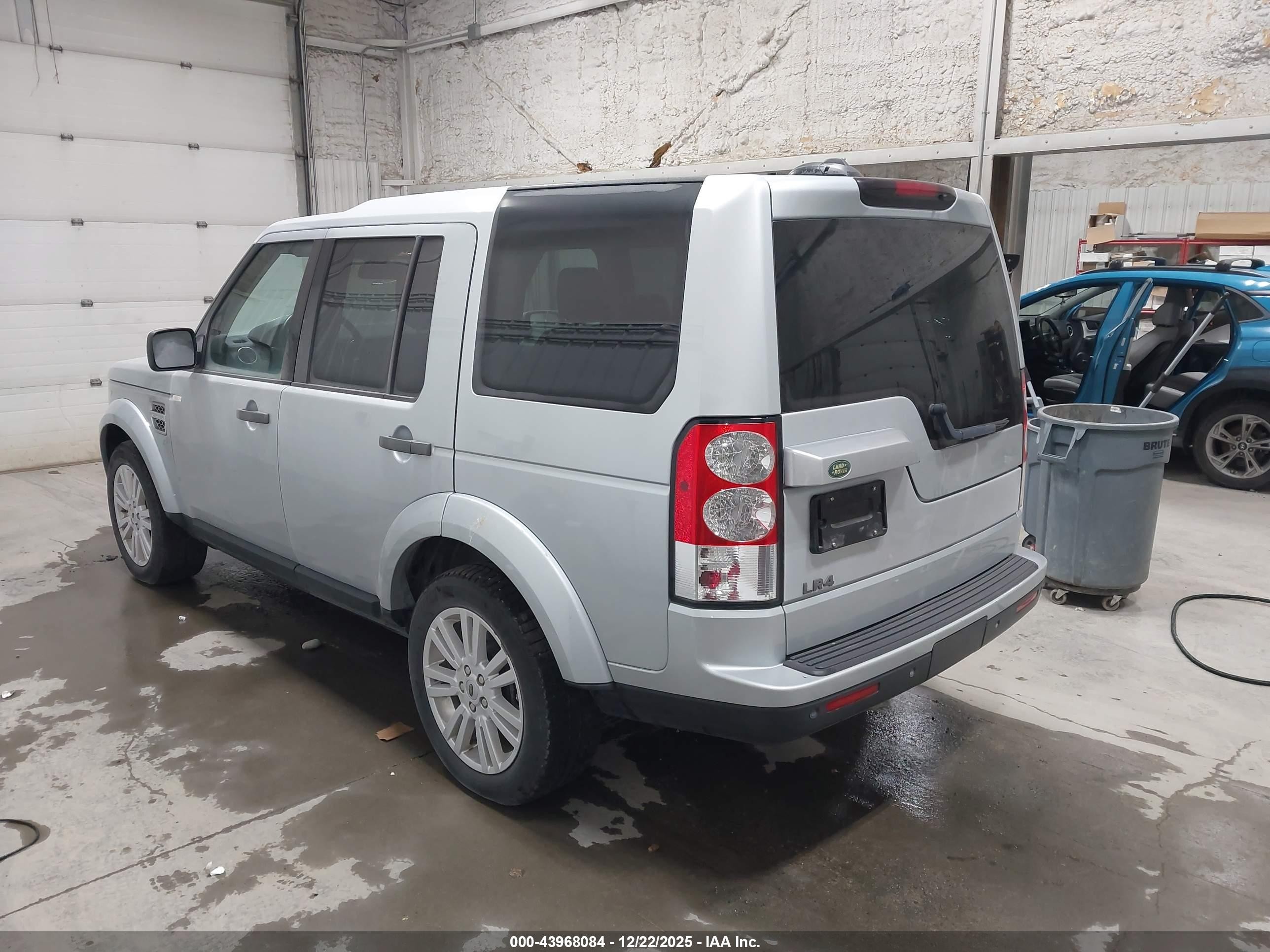 2010 Land Rover Lr4   Silver vin: SALAG2D44AA513734
