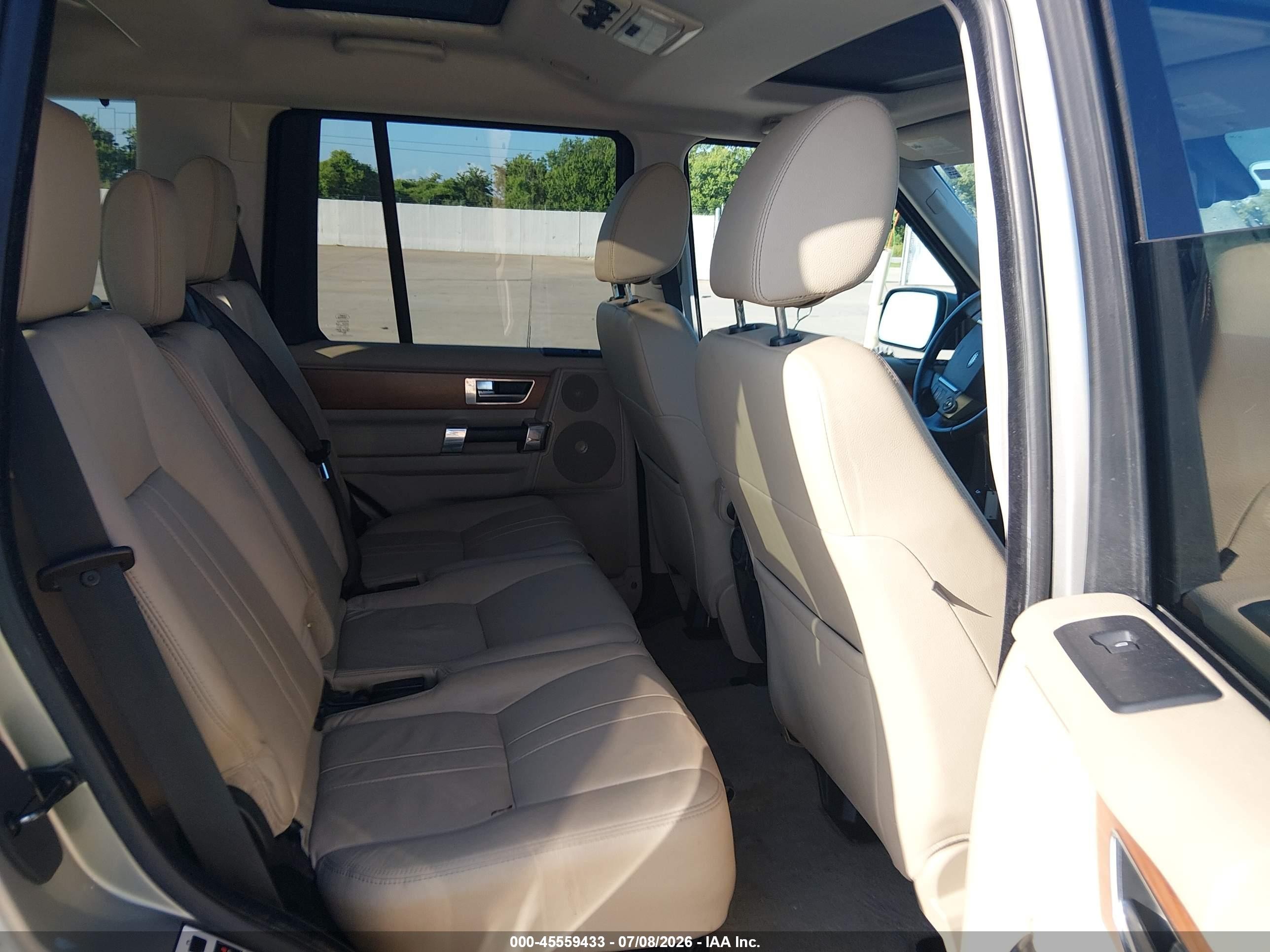 2012 Land Rover Lr4   Gold vin: SALAG2D44CA649798
