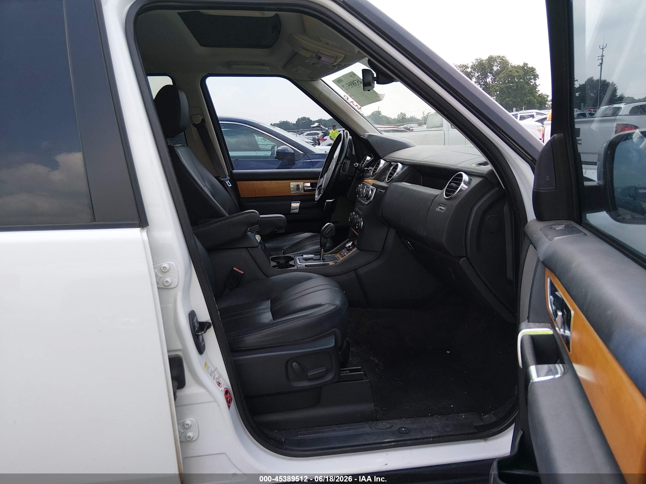 2013 Land Rover Lr4   White vin: SALAG2D44DA667932