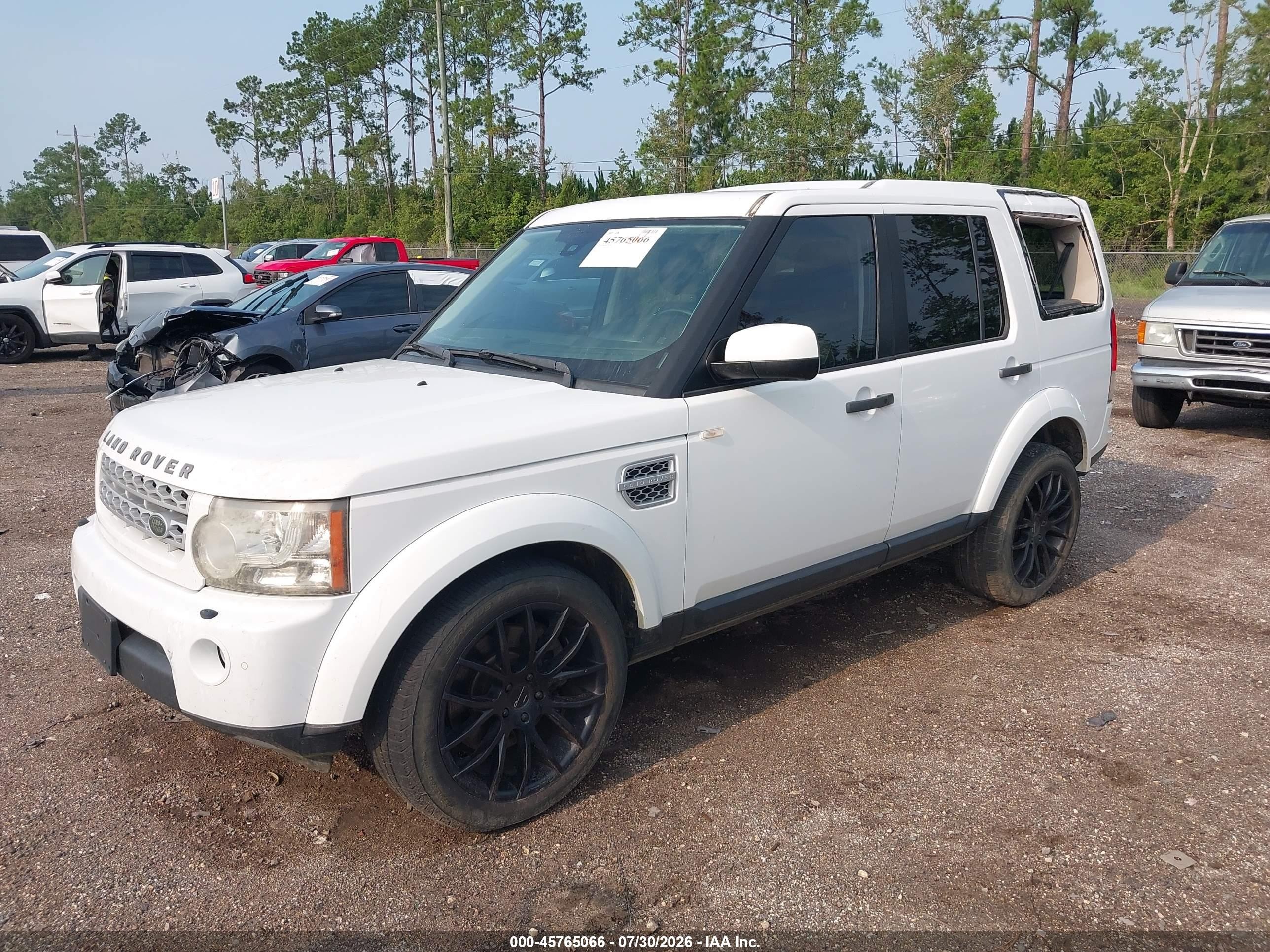 2013 Land Rover Lr4   White vin: SALAG2D44DA667932