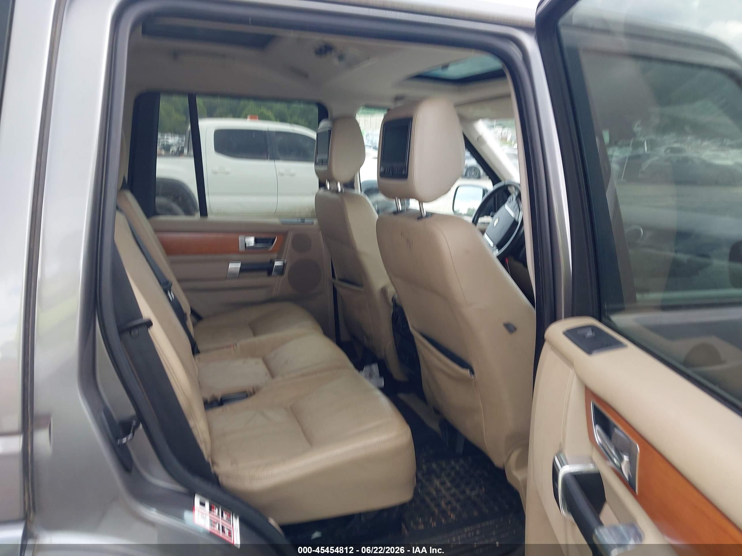 2010 Land Rover Lr4   Gray vin: SALAG2D45AA539680