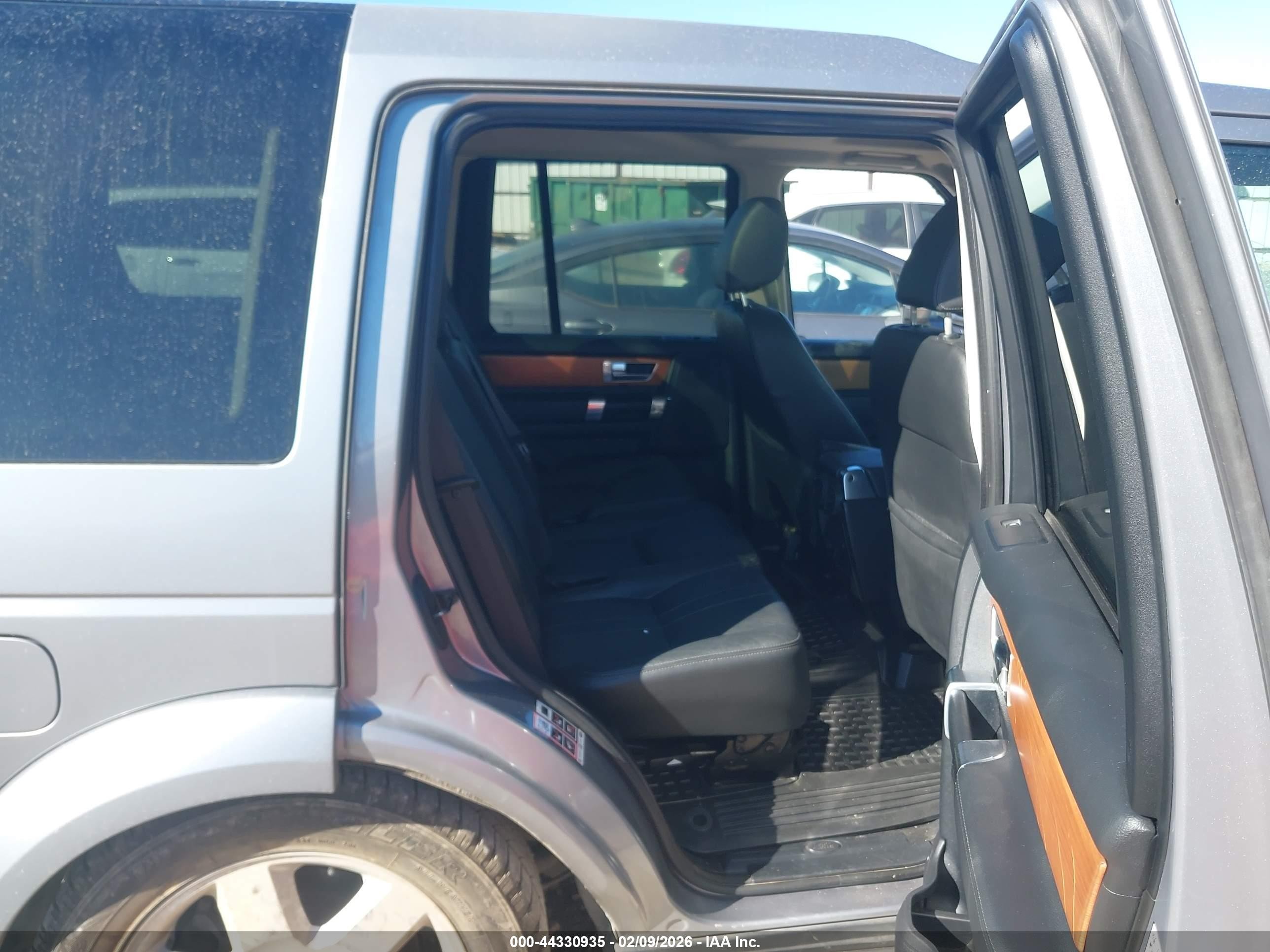 2012 Land Rover Lr4   Золотой vin: SALAG2D45CA614669