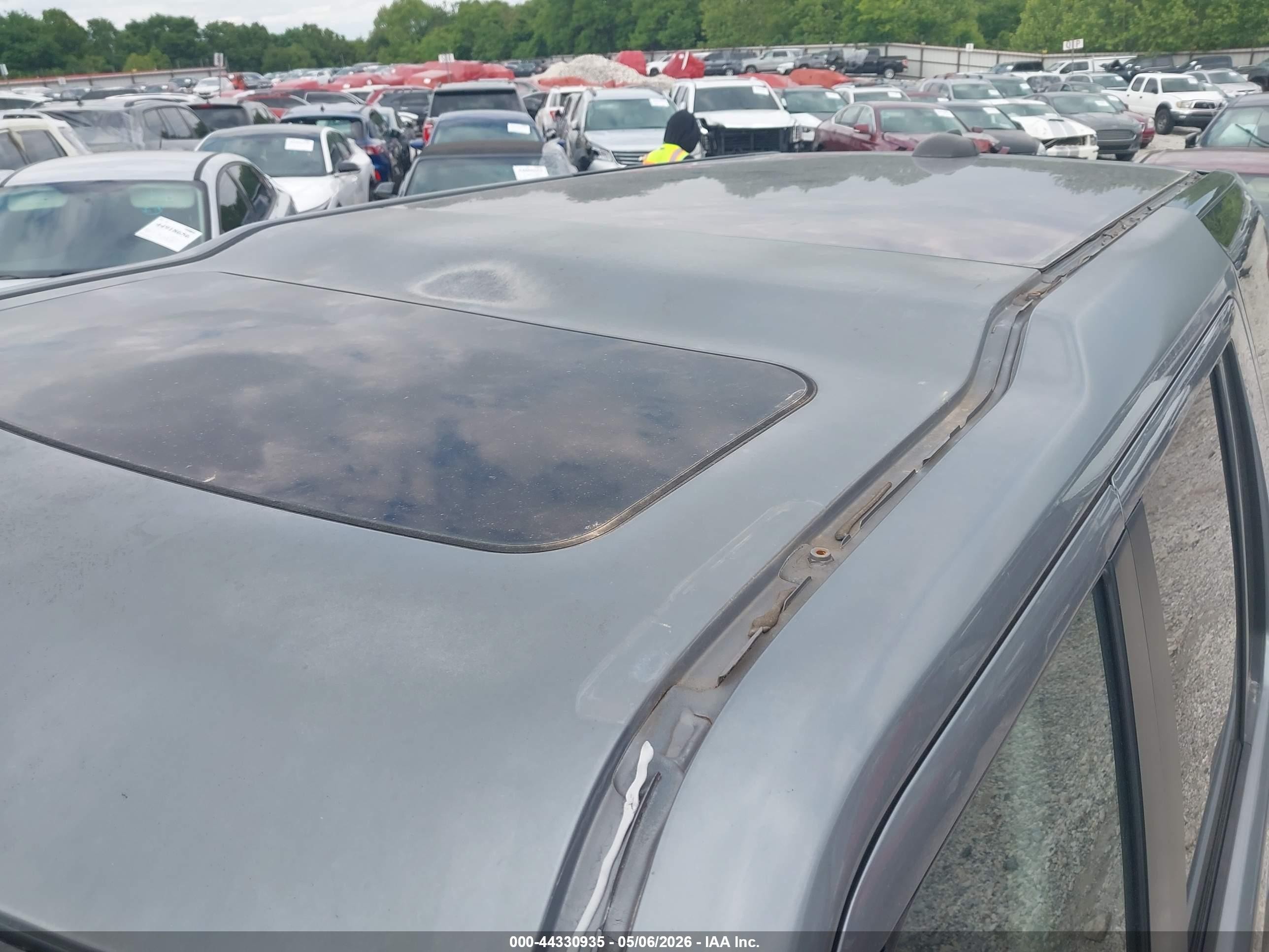 2012 Land Rover Lr4   Золотой vin: SALAG2D45CA614669