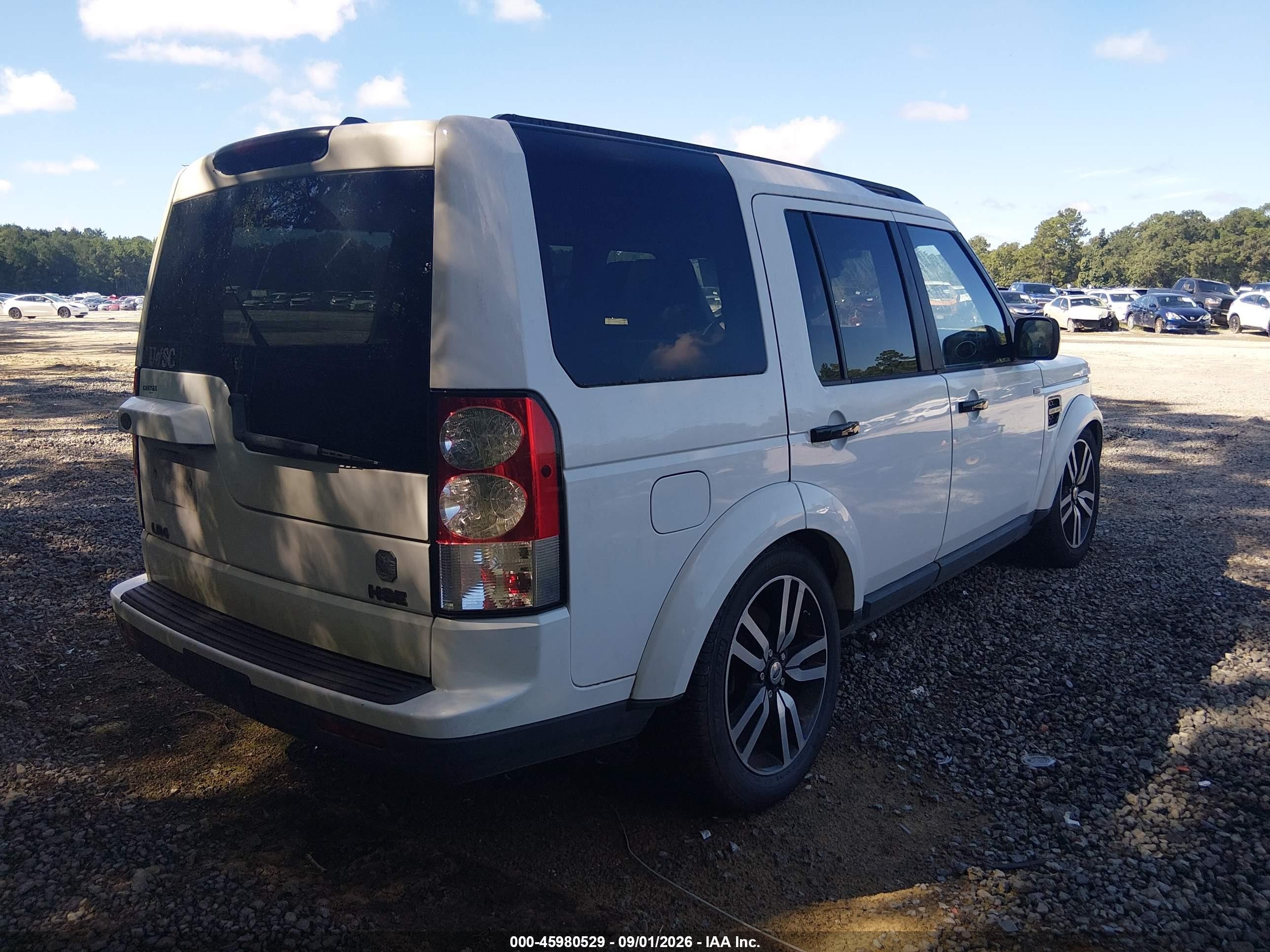 2011 Land Rover Lr4   White vin: SALAG2D46BA565643