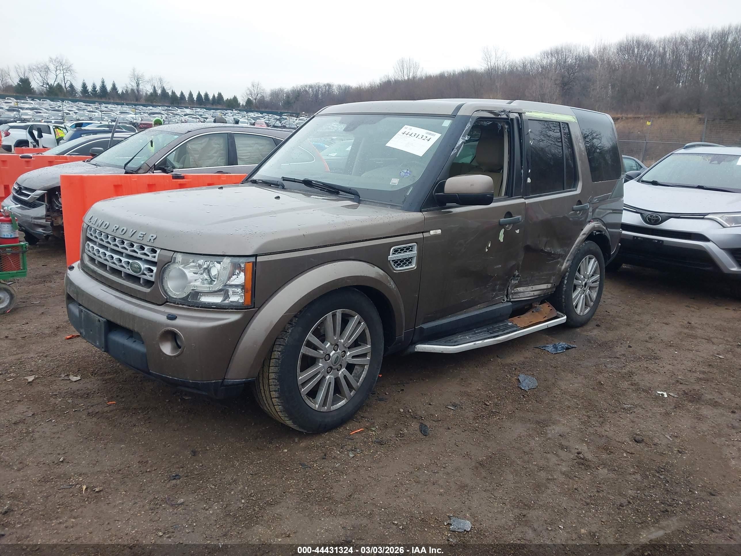 2012 Land Rover Lr4   Brown vin: SALAG2D46CA615880