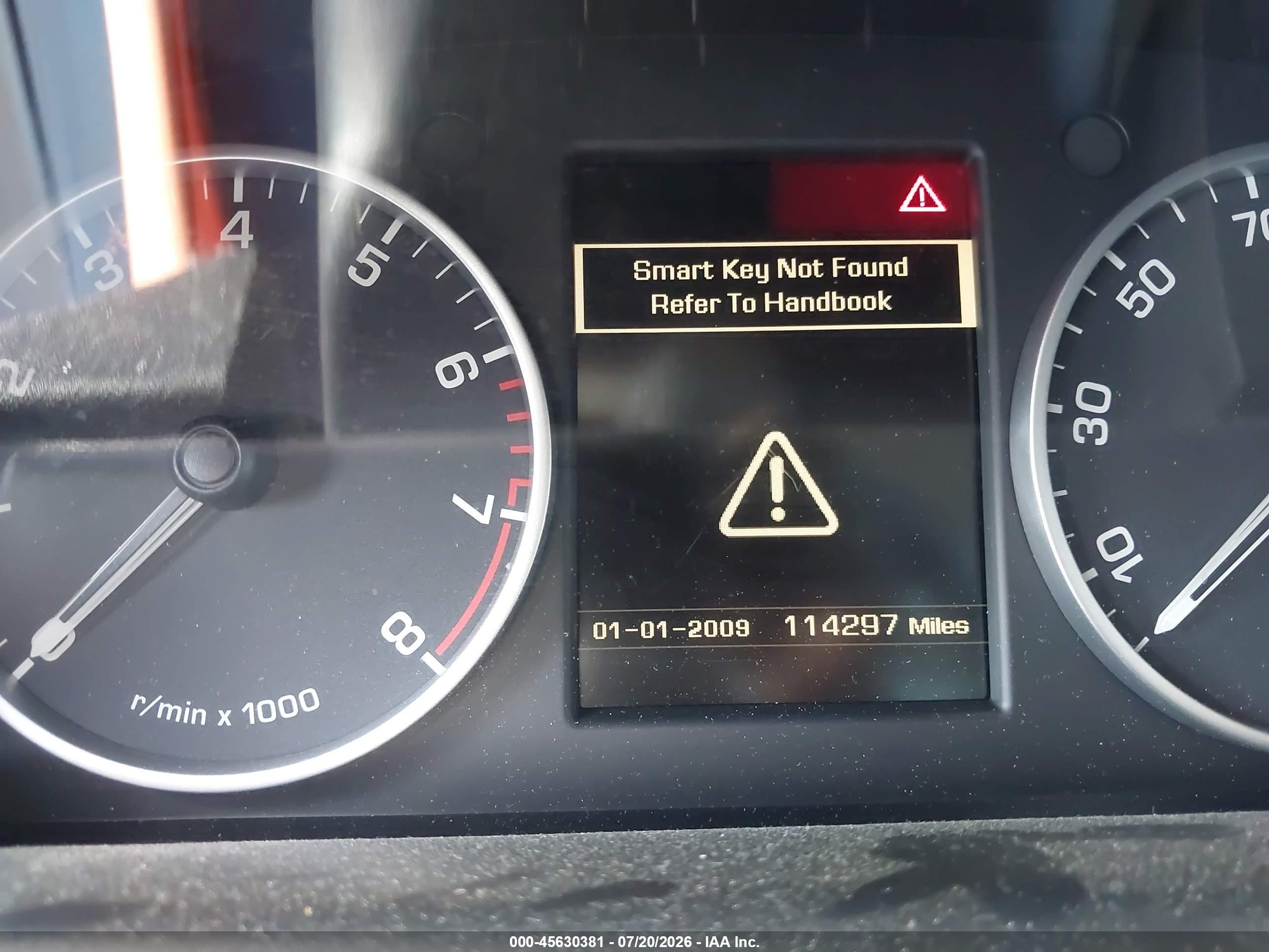 2013 Land Rover Lr4   Черный vin: SALAG2D46DA673294