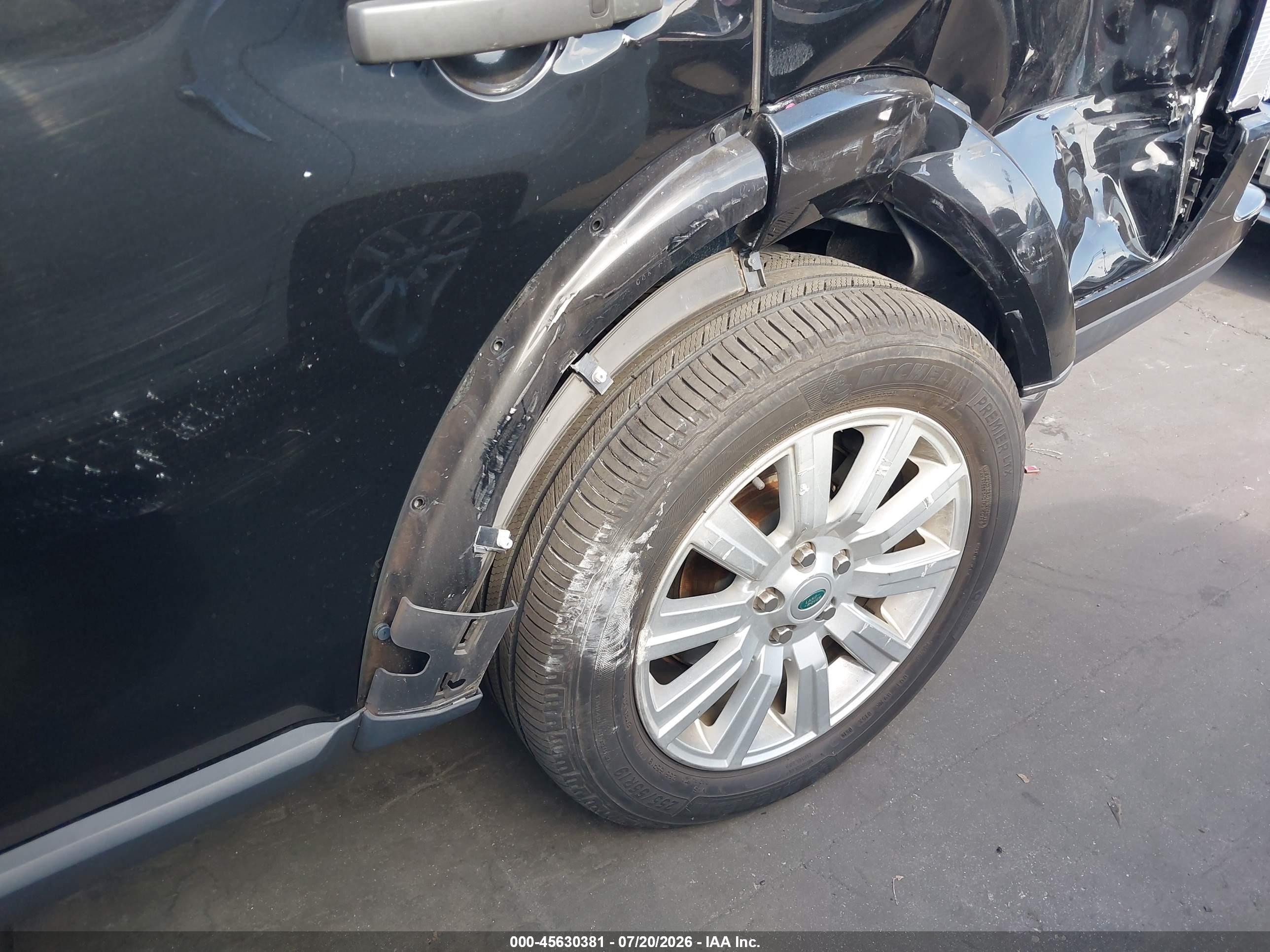 2013 Land Rover Lr4   Черный vin: SALAG2D46DA673294