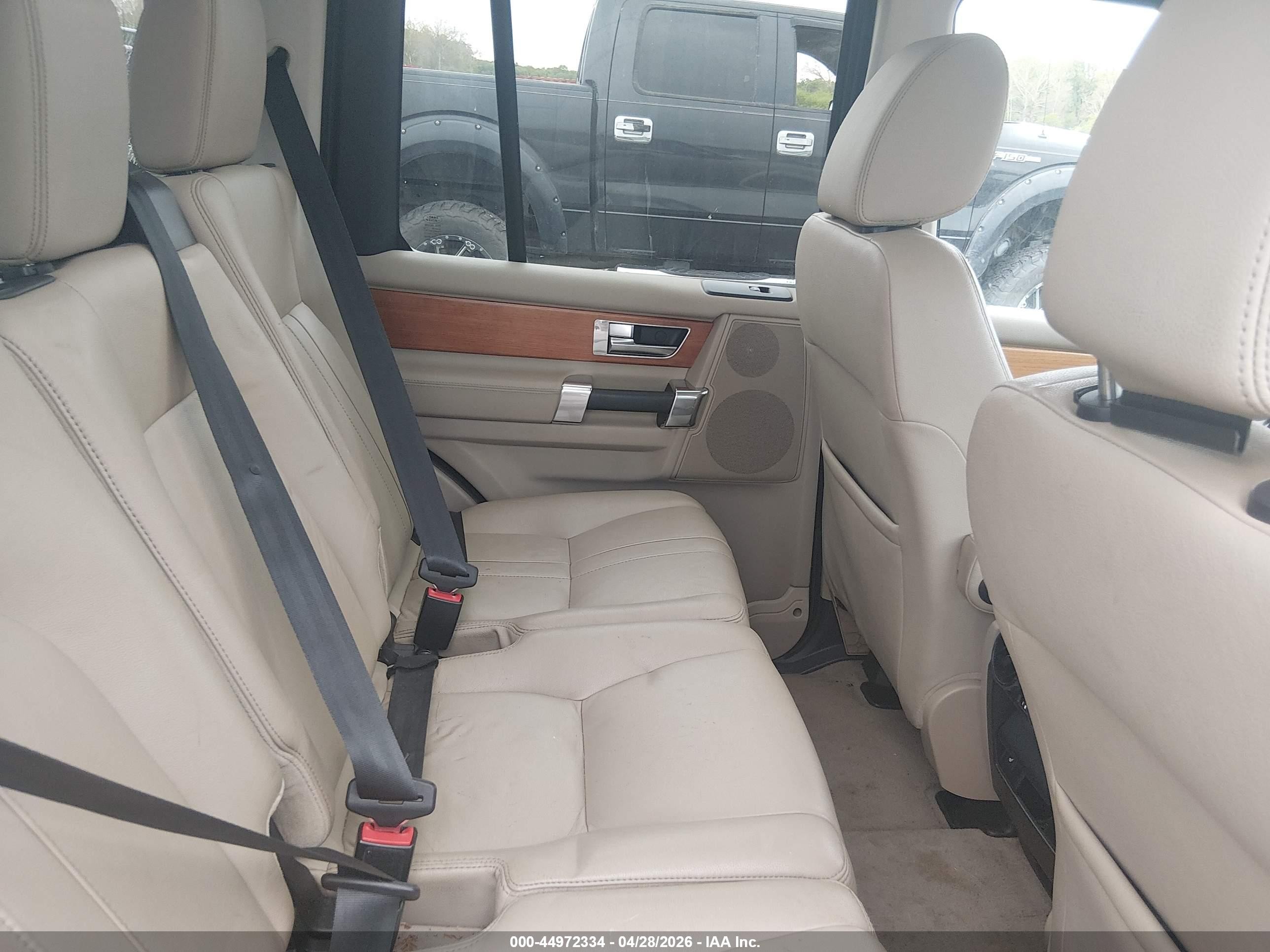 2012 Land Rover Lr4   Beige vin: SALAG2D47CA615371