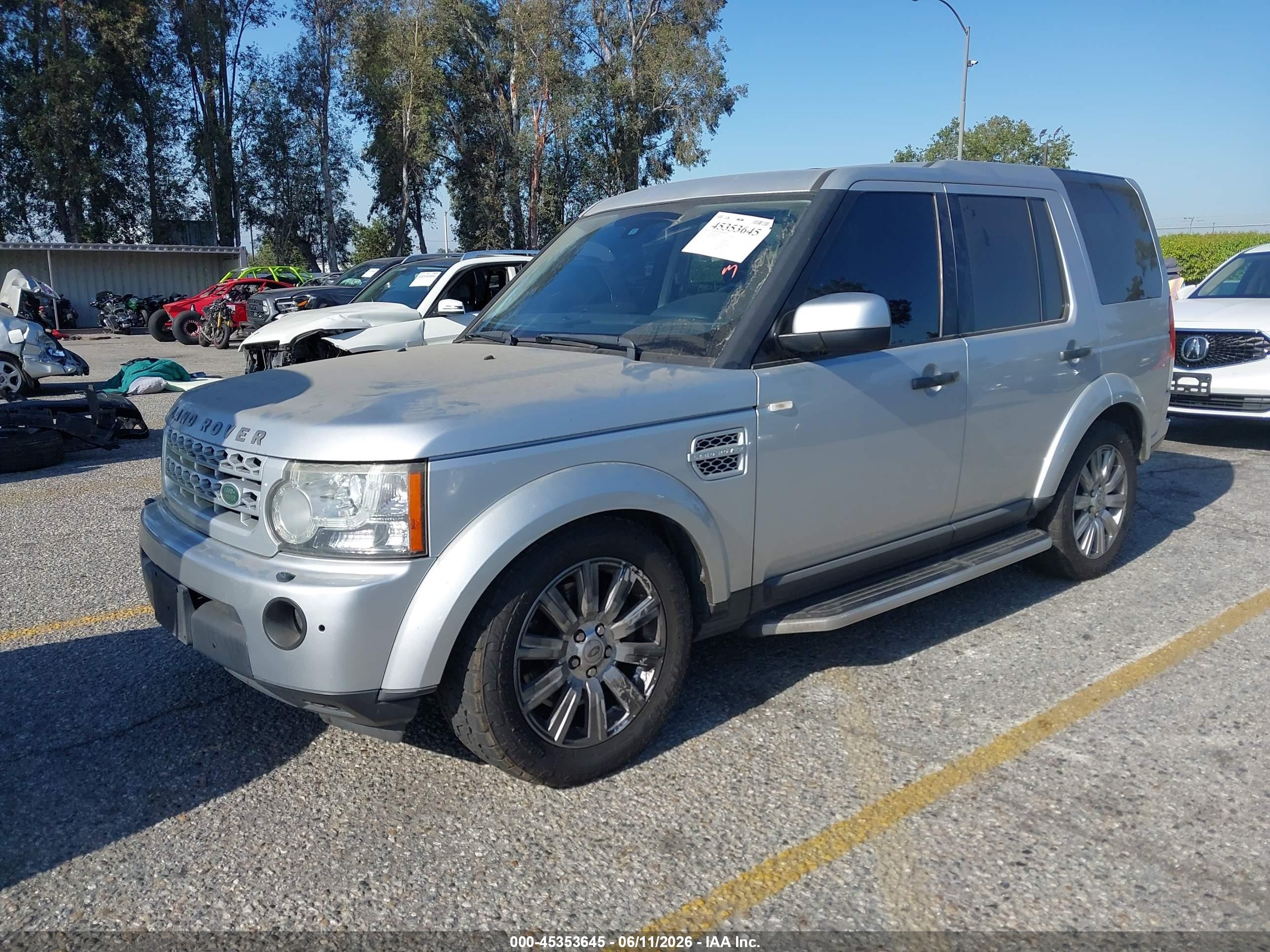 2013 Land Rover Lr4   Silver vin: SALAG2D47DA681680