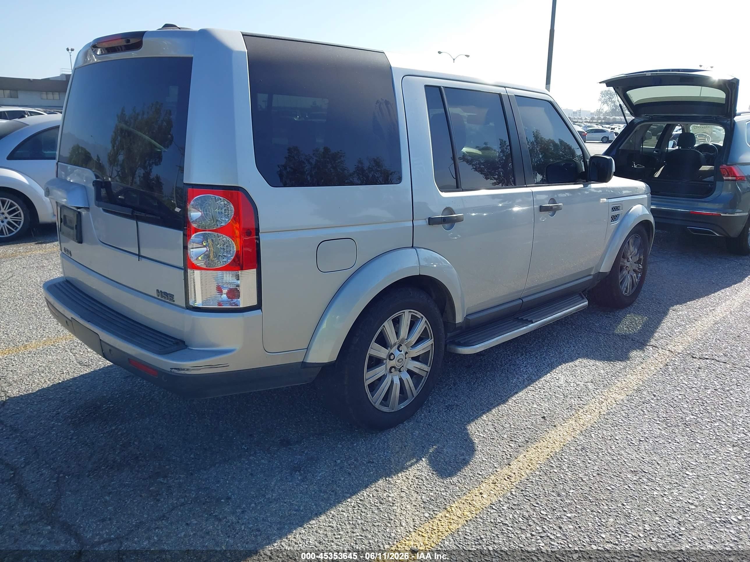 2013 Land Rover Lr4   Silver vin: SALAG2D47DA681680