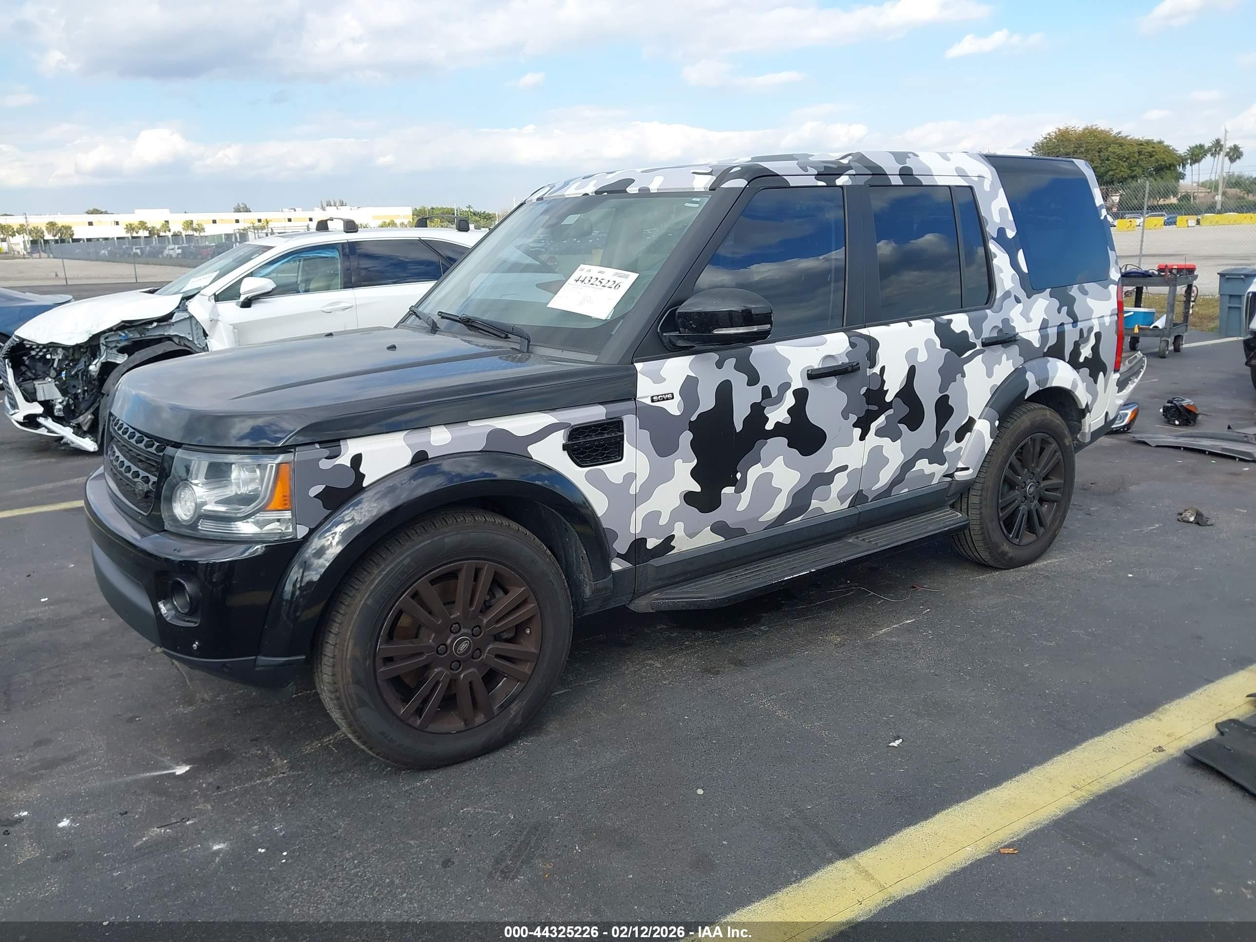 2015 Land Rover Lr4   Black vin: SALAG2V63FA774053