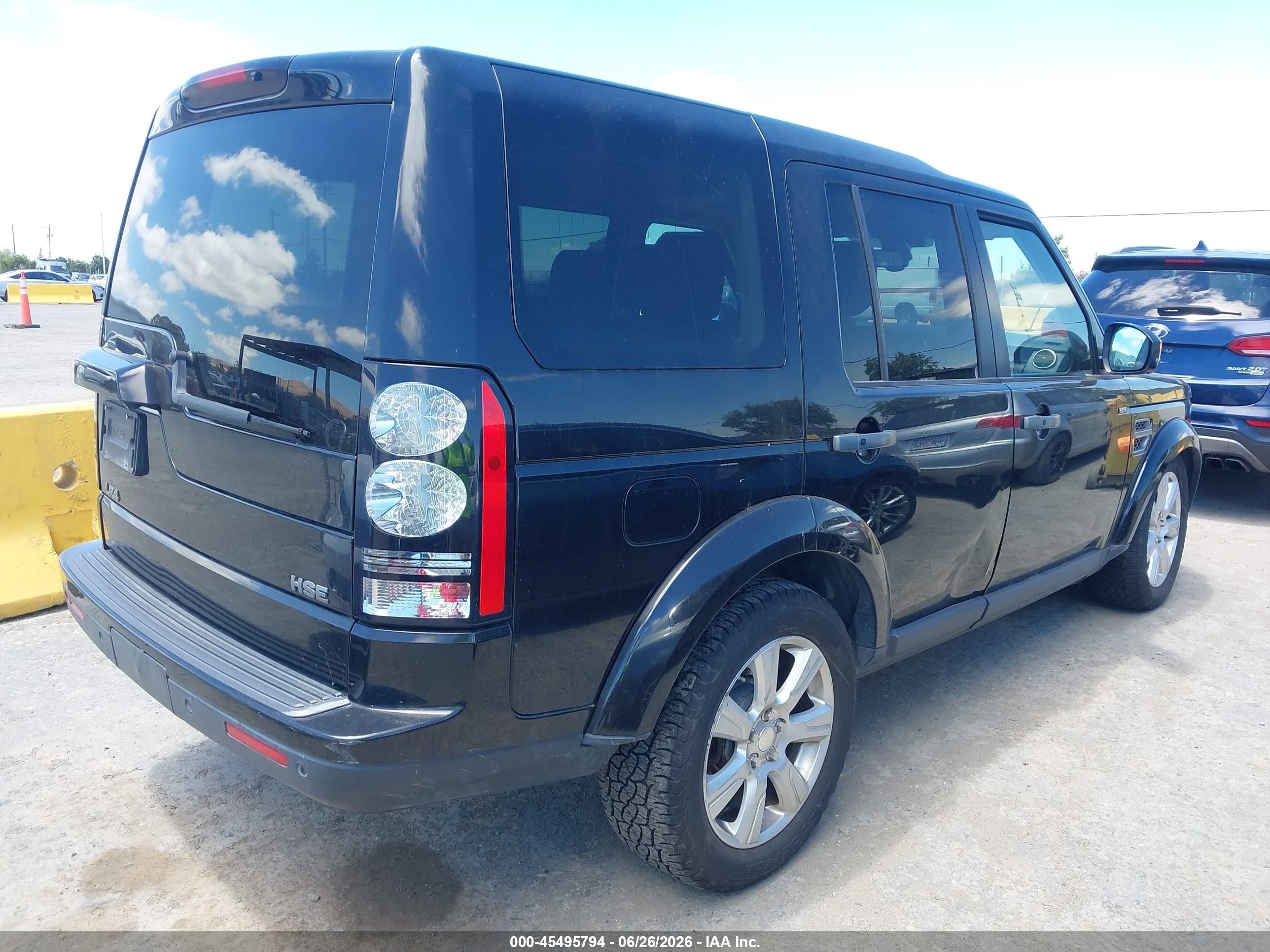 2014 Land Rover Lr4   Black vin: SALAG2V64EA701188