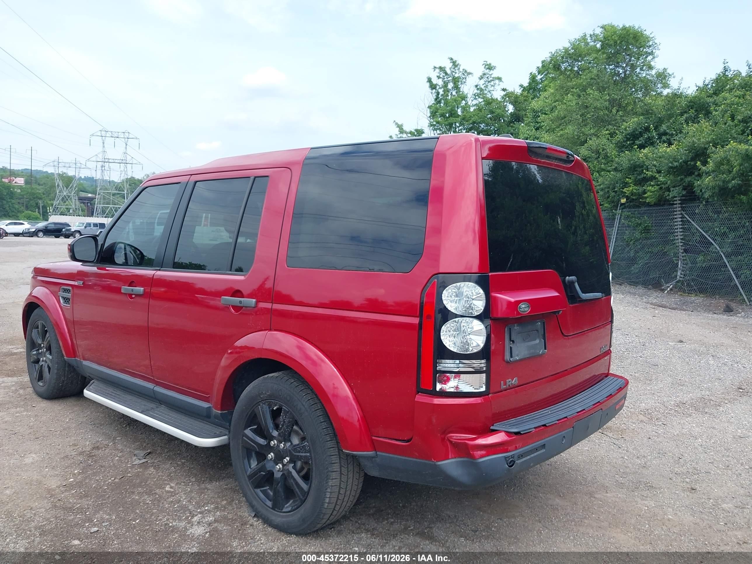 2015 Land Rover Lr4   Red vin: SALAG2V68FA750962