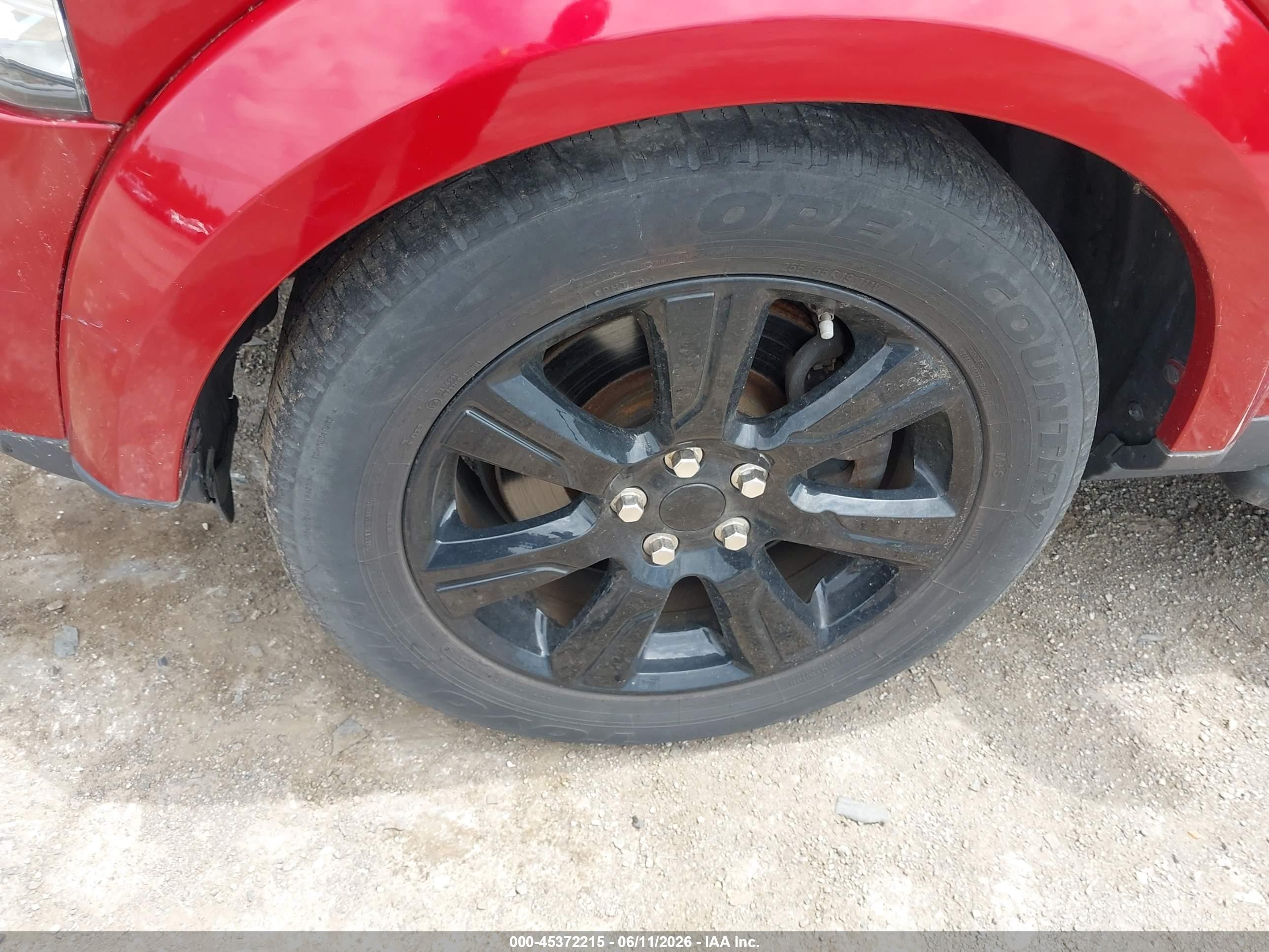 2015 Land Rover Lr4   Red vin: SALAG2V68FA750962