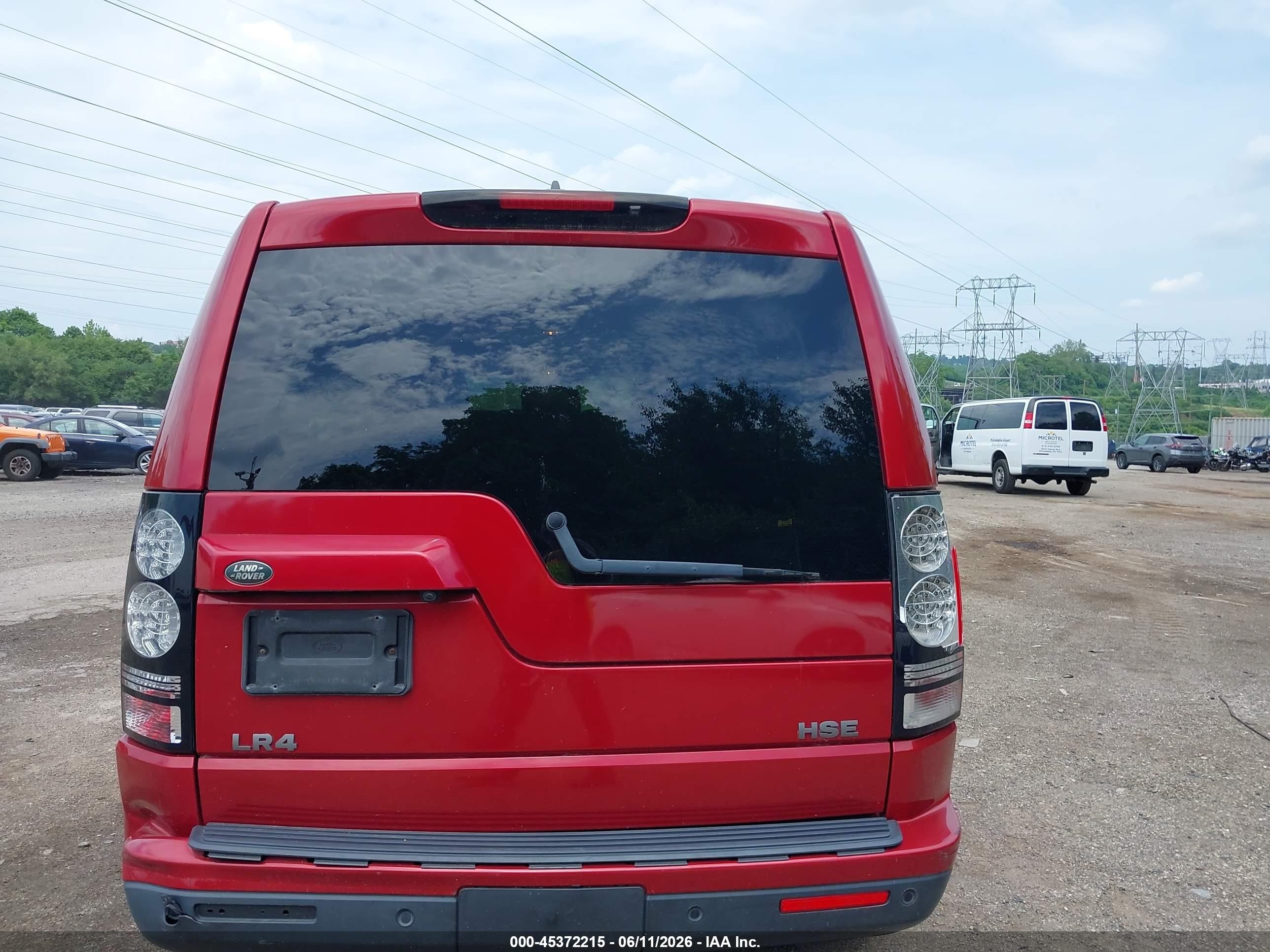 2015 Land Rover Lr4   Red vin: SALAG2V68FA750962