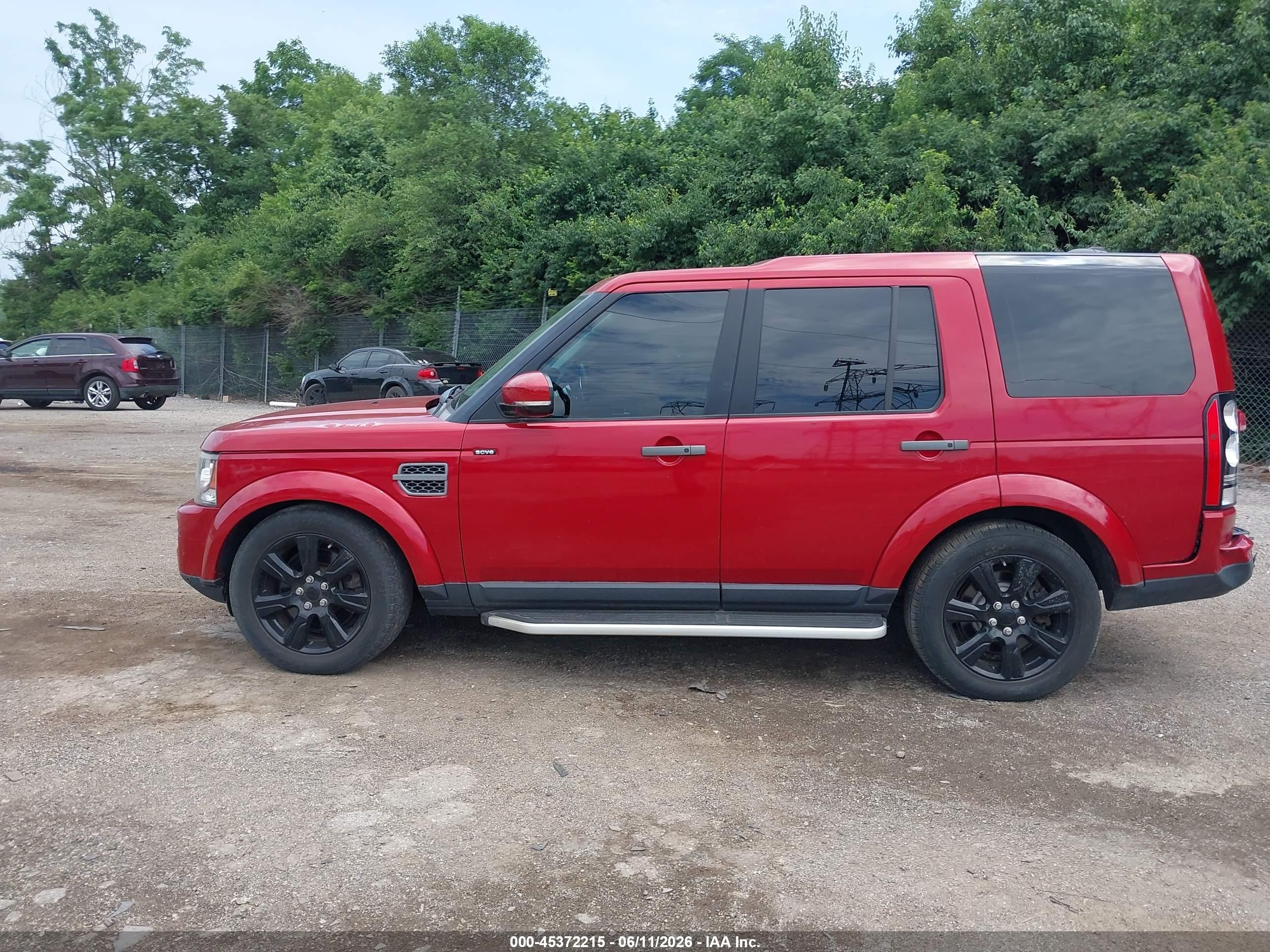 2015 Land Rover Lr4   Red vin: SALAG2V68FA750962
