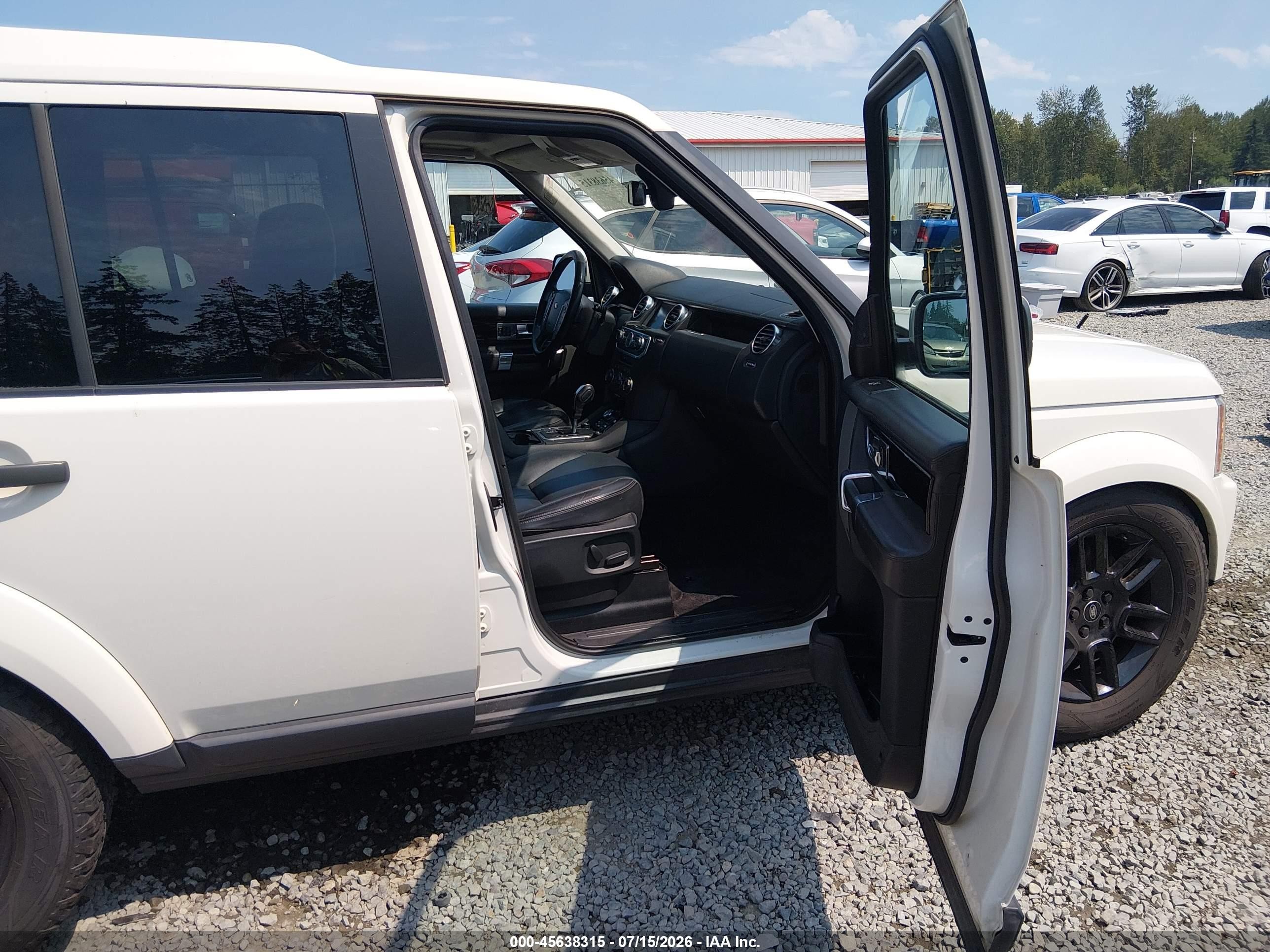 2010 Land Rover Lr4   White vin: SALAK2D41AA534345
