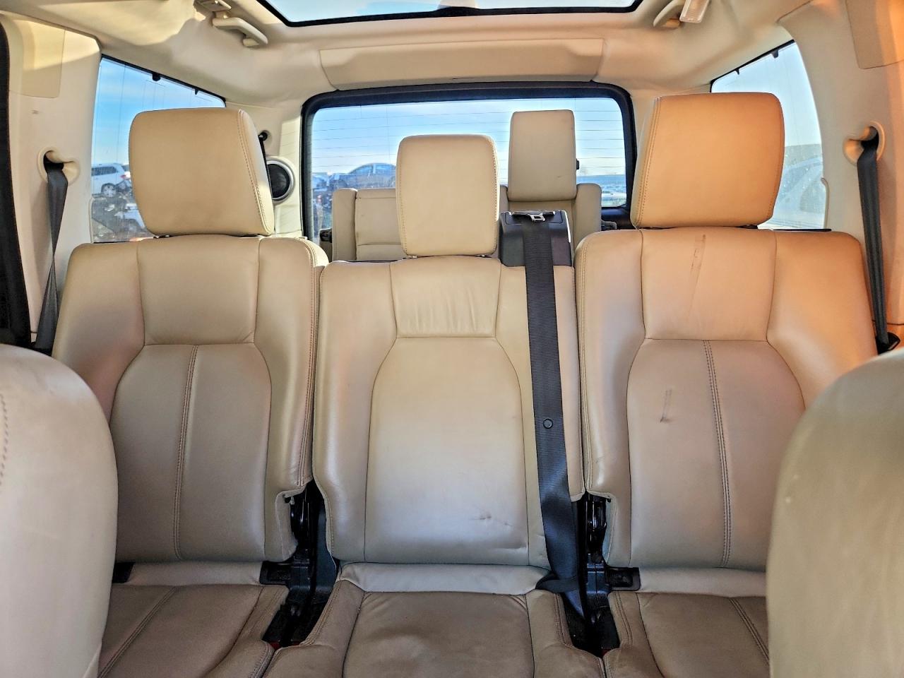 2011 Land Rover Lr4 Hse Luxury White vin: SALAK2D42BA554816