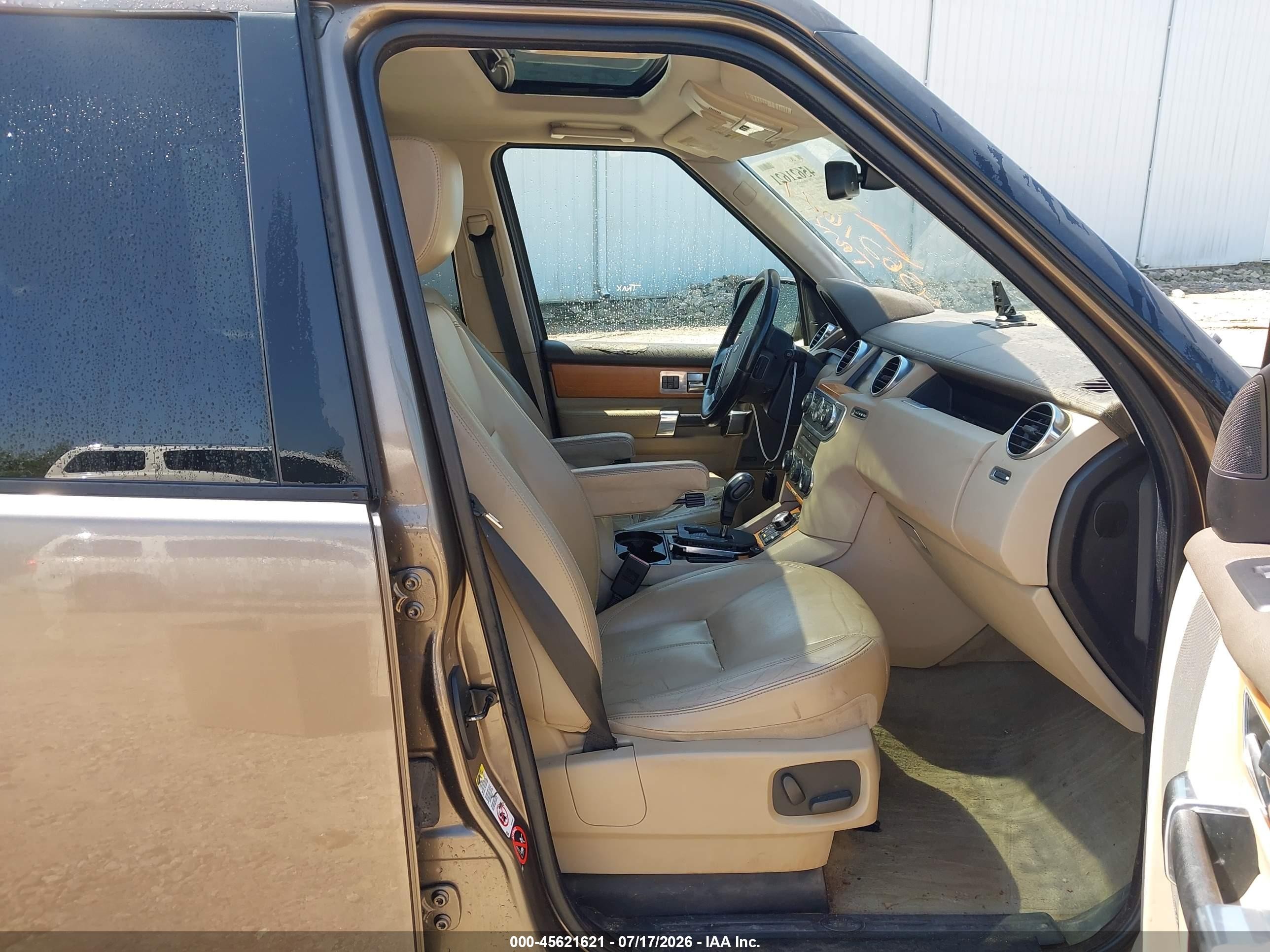2011 Land Rover Lr4   Pewter vin: SALAK2D43BA558924