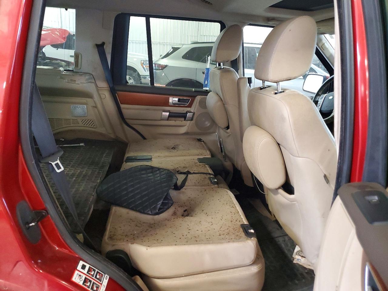 2011 Land Rover Lr4 Hse Luxury Red vin: SALAK2D48BA572298