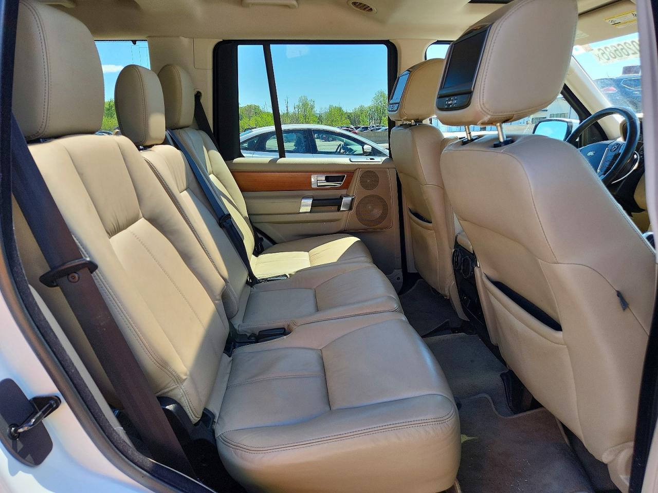 2011 Land Rover Lr4 Hse Luxury White vin: SALAK2D49BA557518