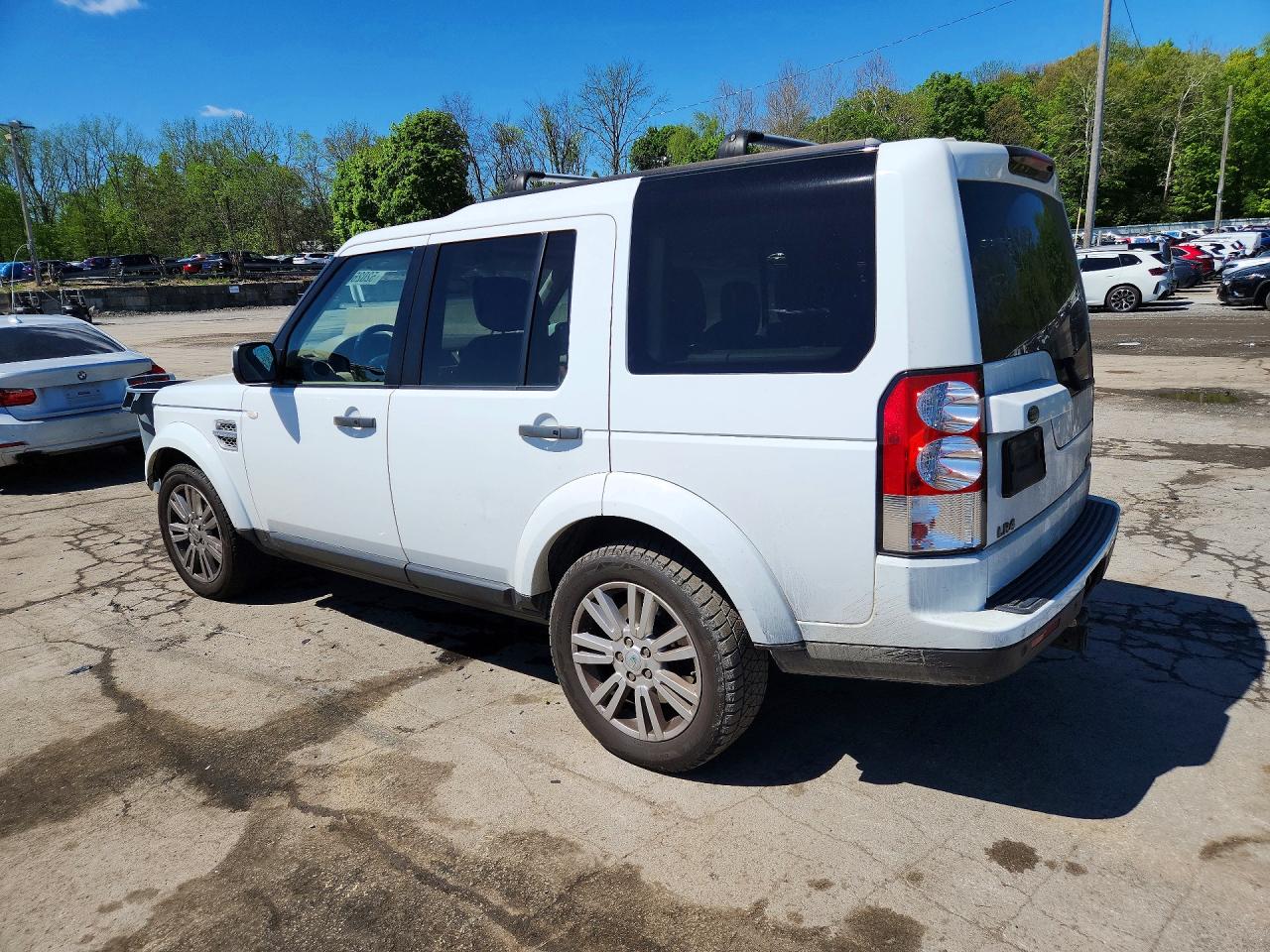 2011 Land Rover Lr4 Hse Luxury White vin: SALAK2D49BA557518