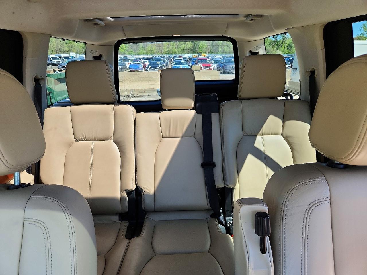 2011 Land Rover Lr4 Hse Luxury White vin: SALAK2D49BA557518