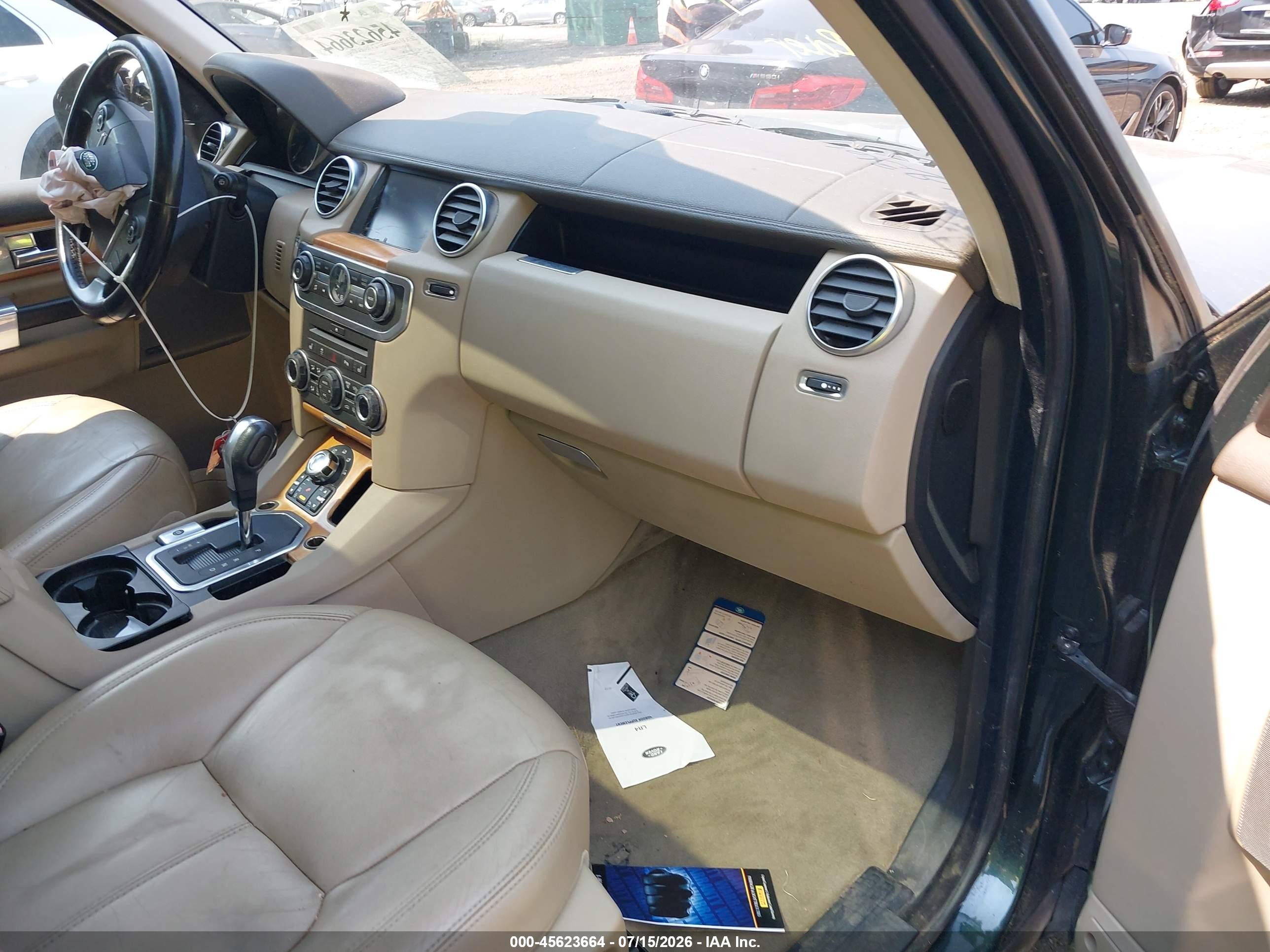 2011 Land Rover Lr4   Green vin: SALAK2D49BA586291