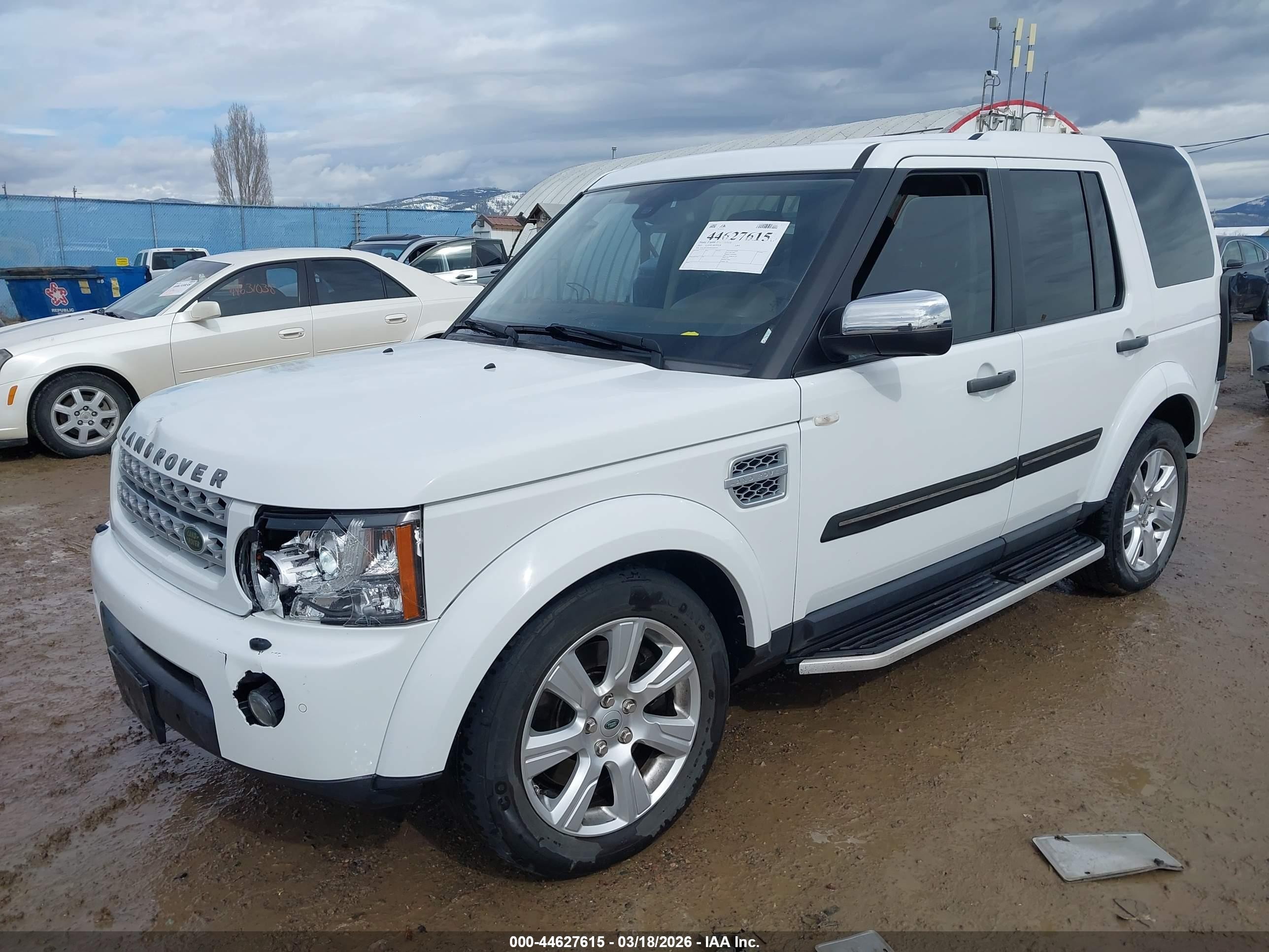 2013 Land Rover Lr4   White vin: SALAK2D4XDA660241