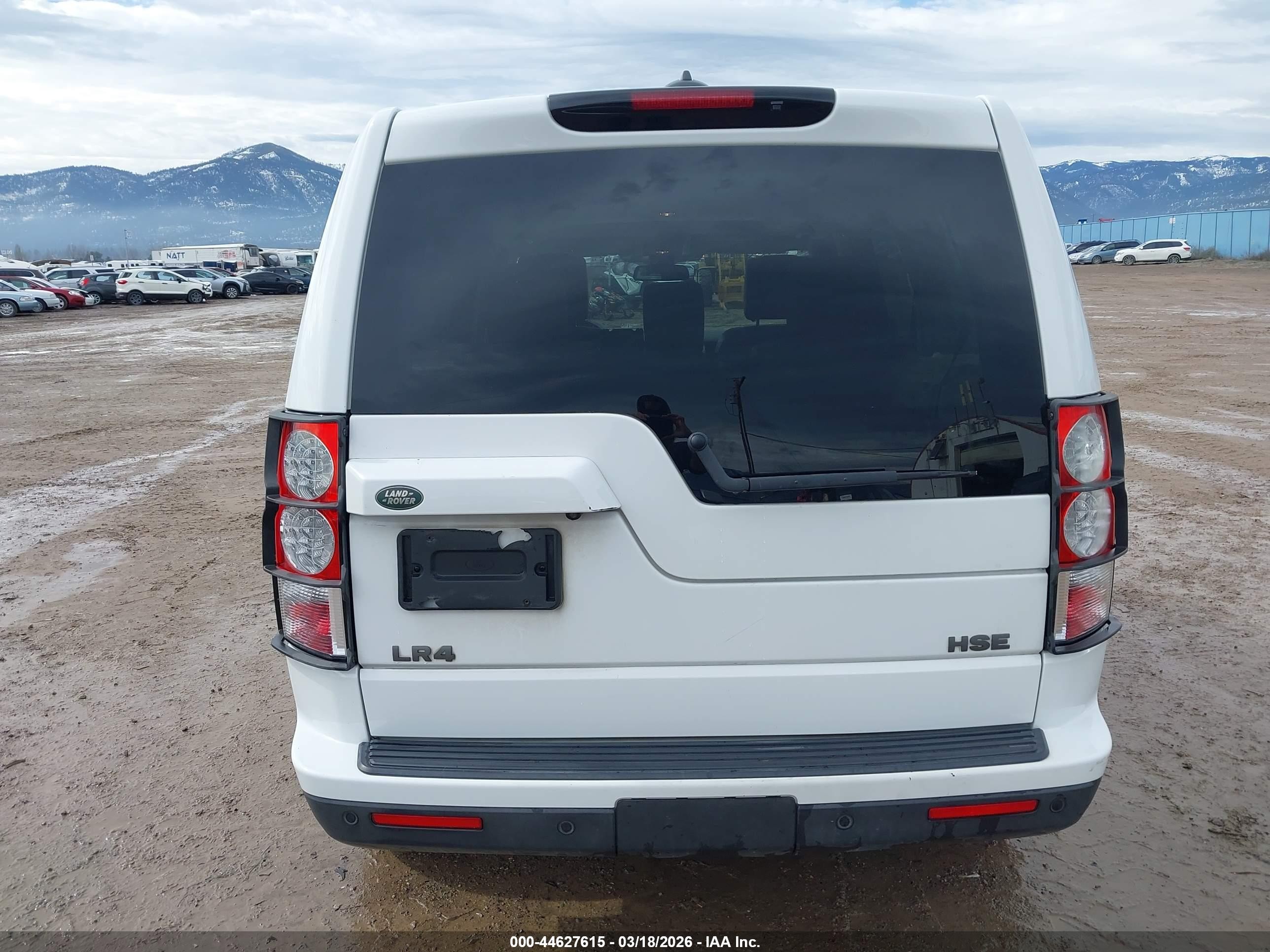 2013 Land Rover Lr4   White vin: SALAK2D4XDA660241