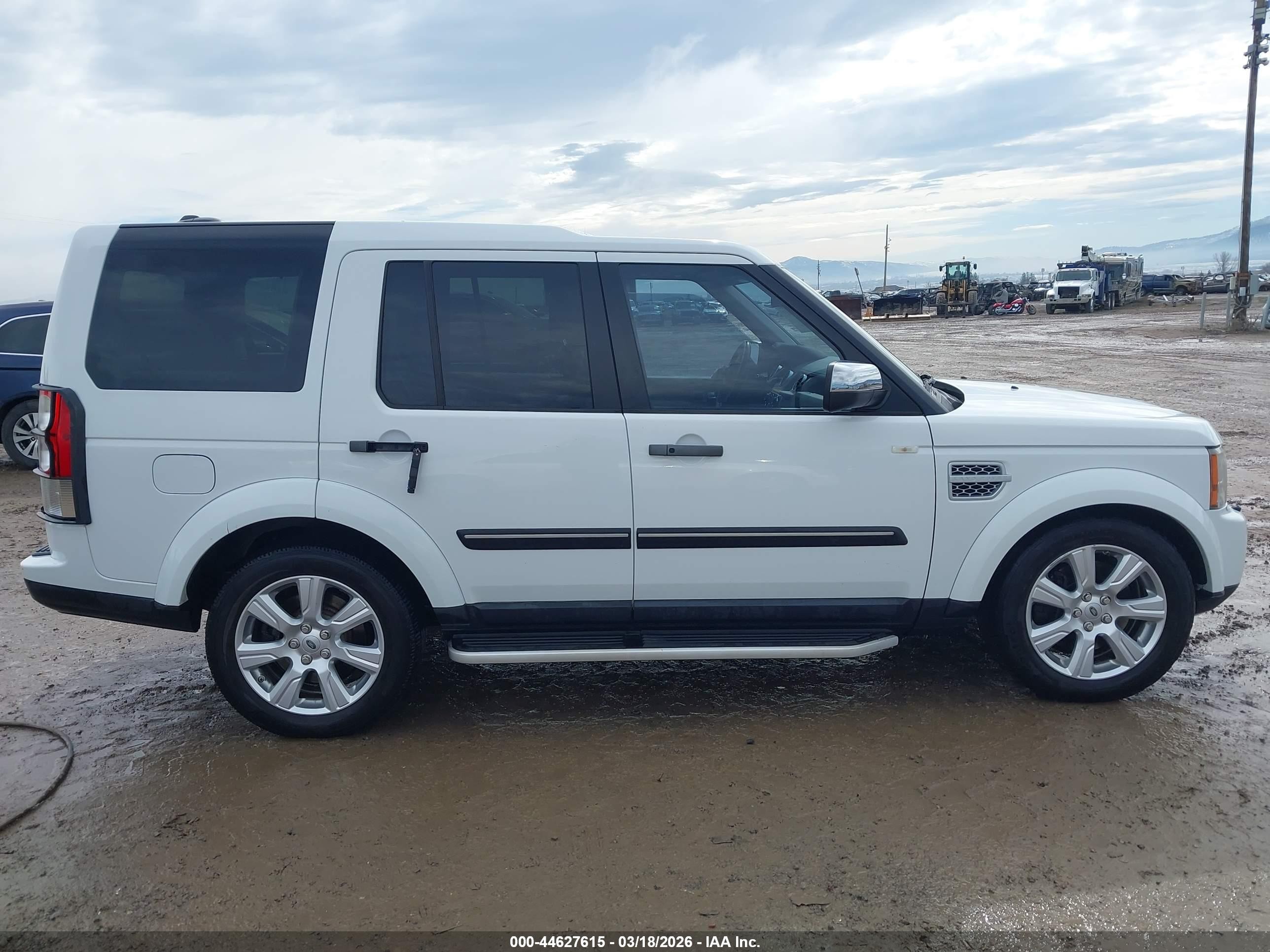 2013 Land Rover Lr4   White vin: SALAK2D4XDA660241