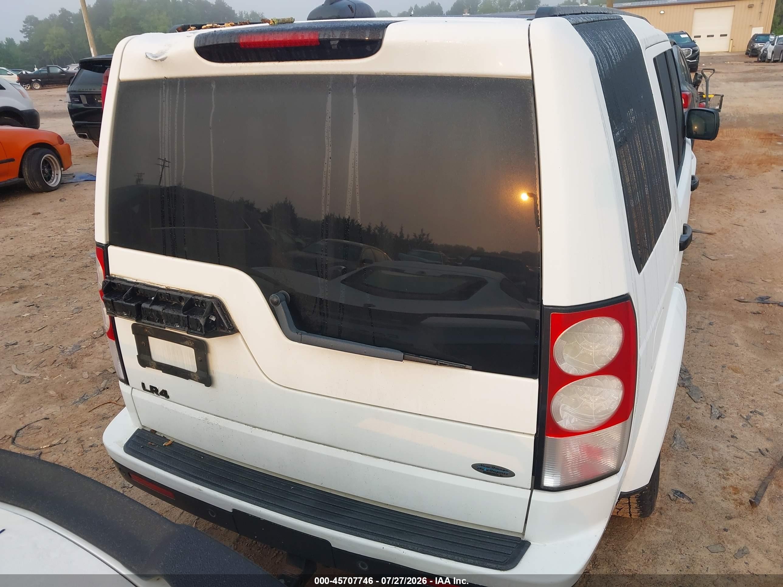 2013 Land Rover Lr4   White vin: SALAK2D4XDA679985