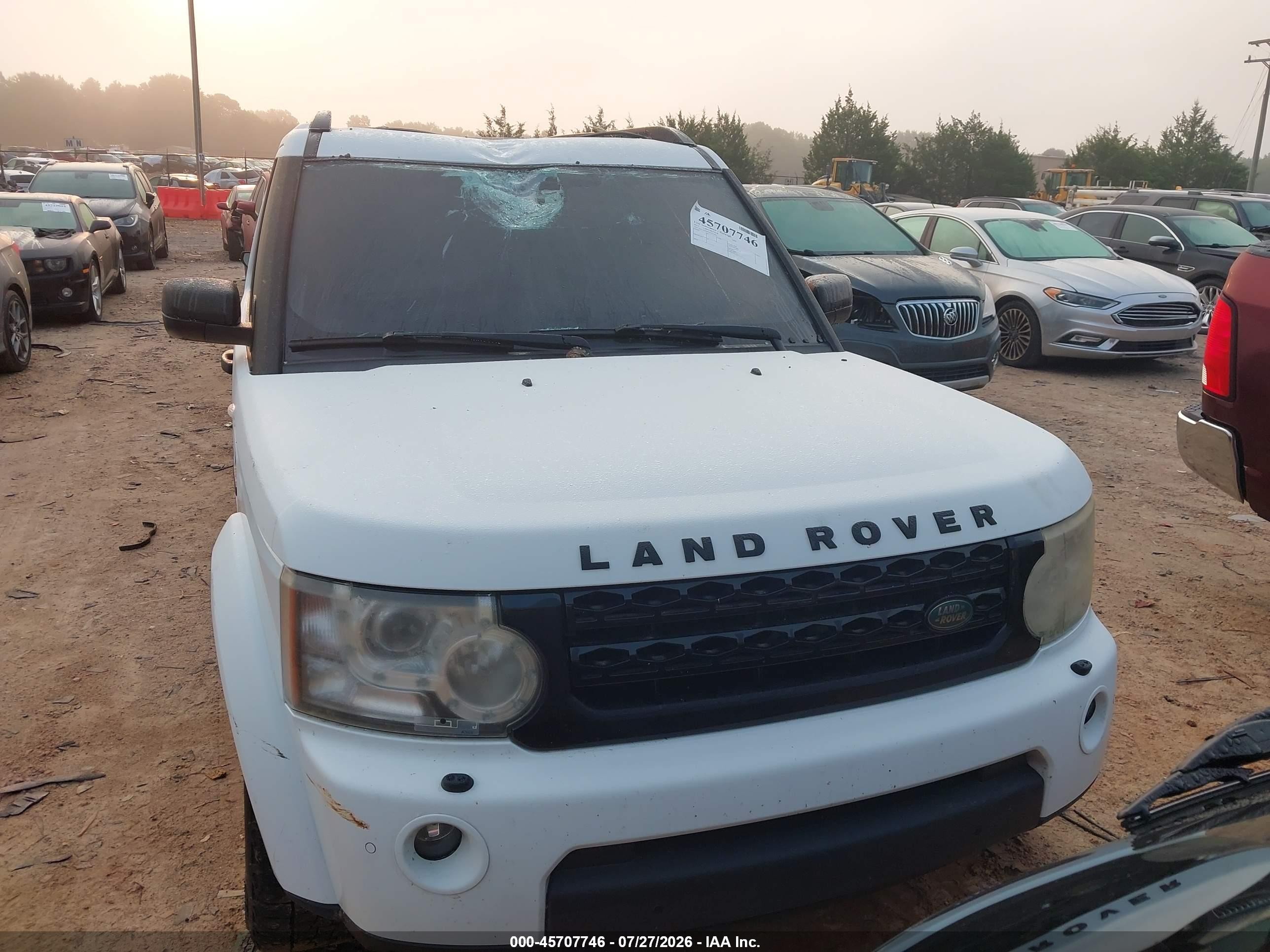 2013 Land Rover Lr4   White vin: SALAK2D4XDA679985