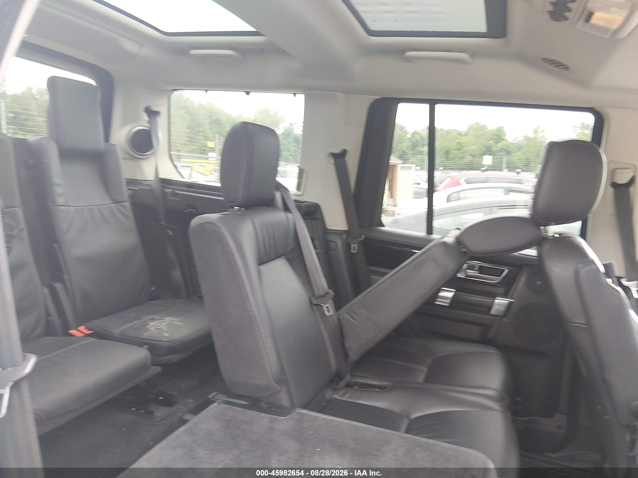2015 Land Rover Lr4   White vin: SALAK2V61FA775281