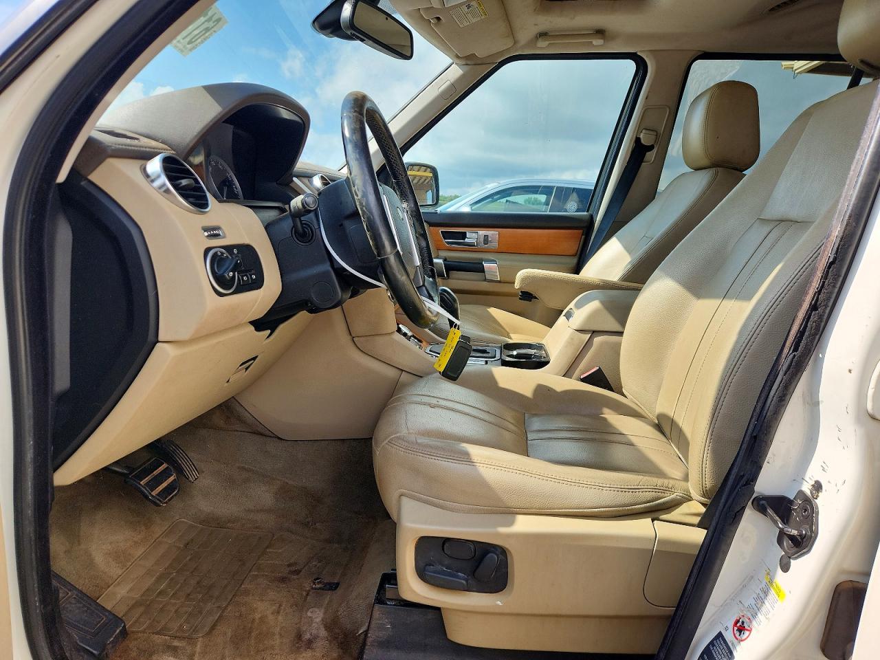 2010 Land Rover Lr4 Hse Plus White vin: SALAM2D48AA545448