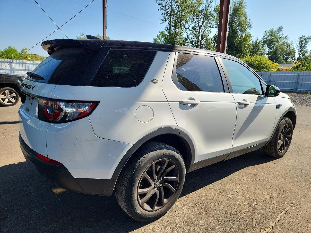 2017 Land Rover Discovery Sport Se White vin: SALCP2BG9HH689931