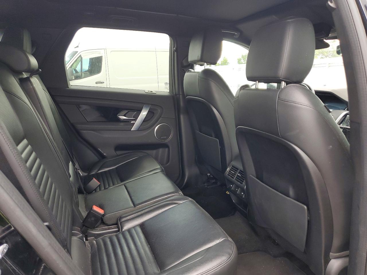 2020 Land Rover Discovery Sport Se Black vin: SALCP2FX2LH843589